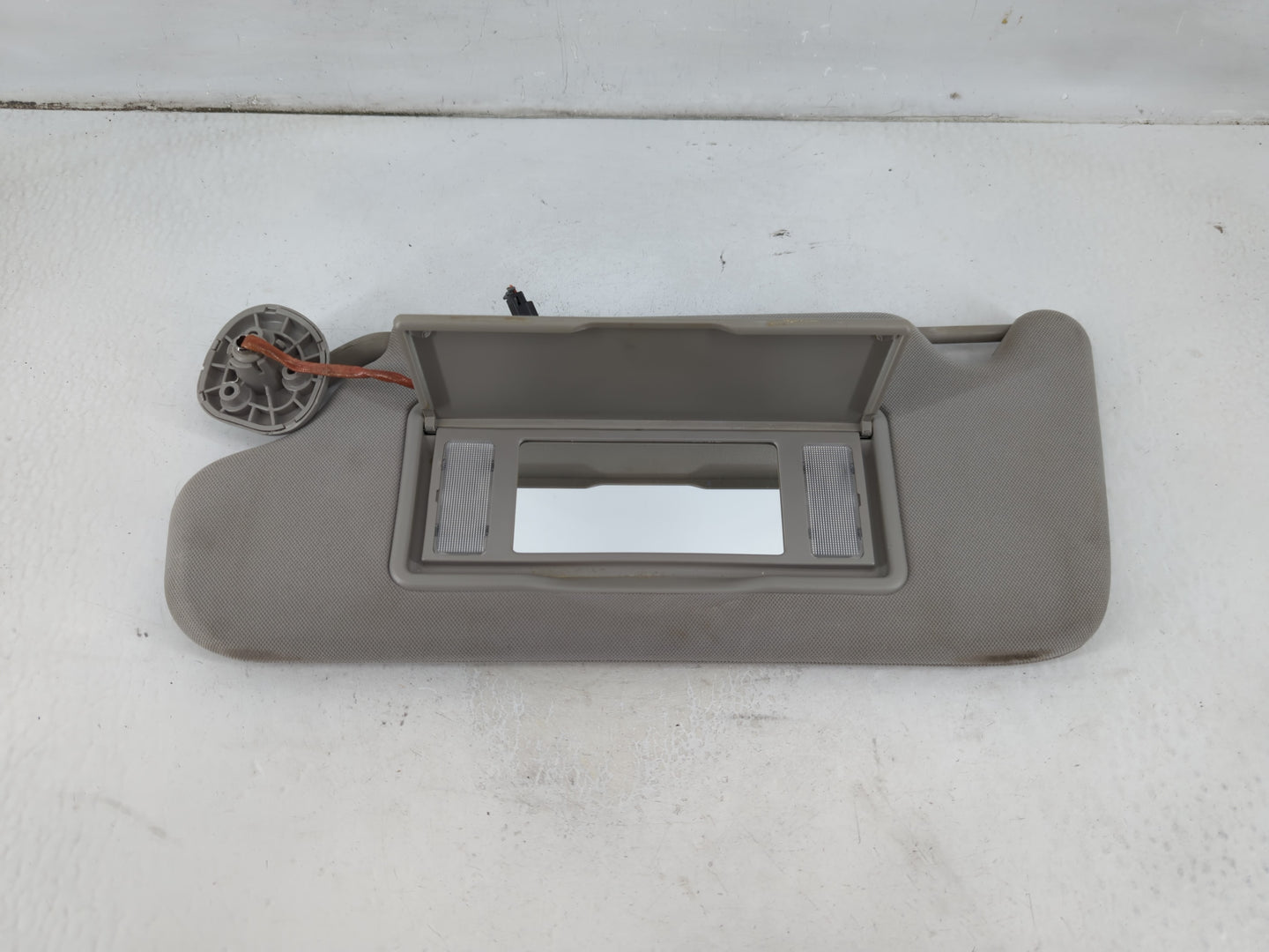 2006-2016 Chevrolet Impala Sun Visor Shade Replacement Passenger Right Mirror Fits OEM Used Auto Parts - Oemusedautoparts1.c