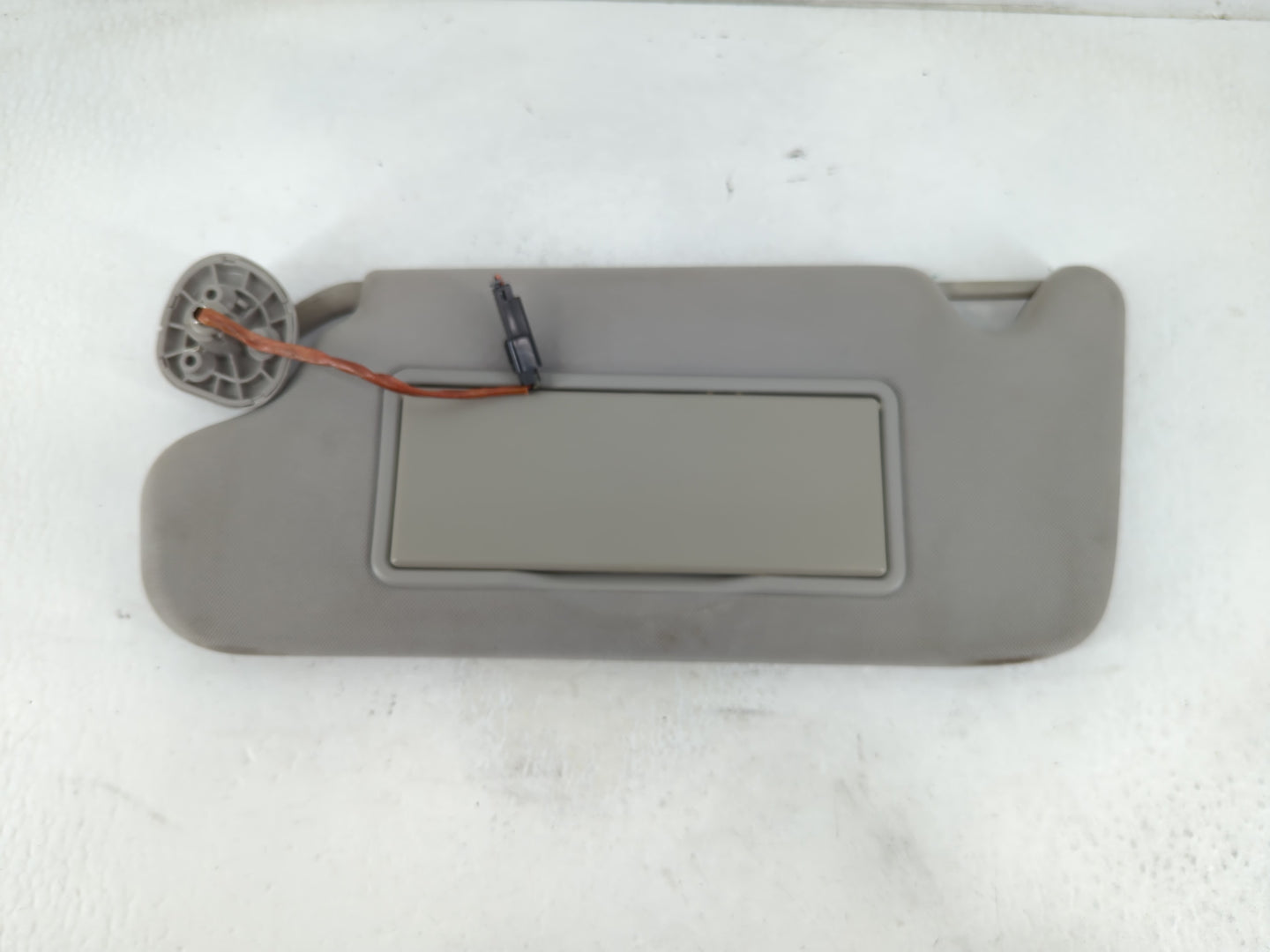 2006-2016 Chevrolet Impala Sun Visor Shade Replacement Passenger Right Mirror Fits OEM Used Auto Parts - Oemusedautoparts1.c