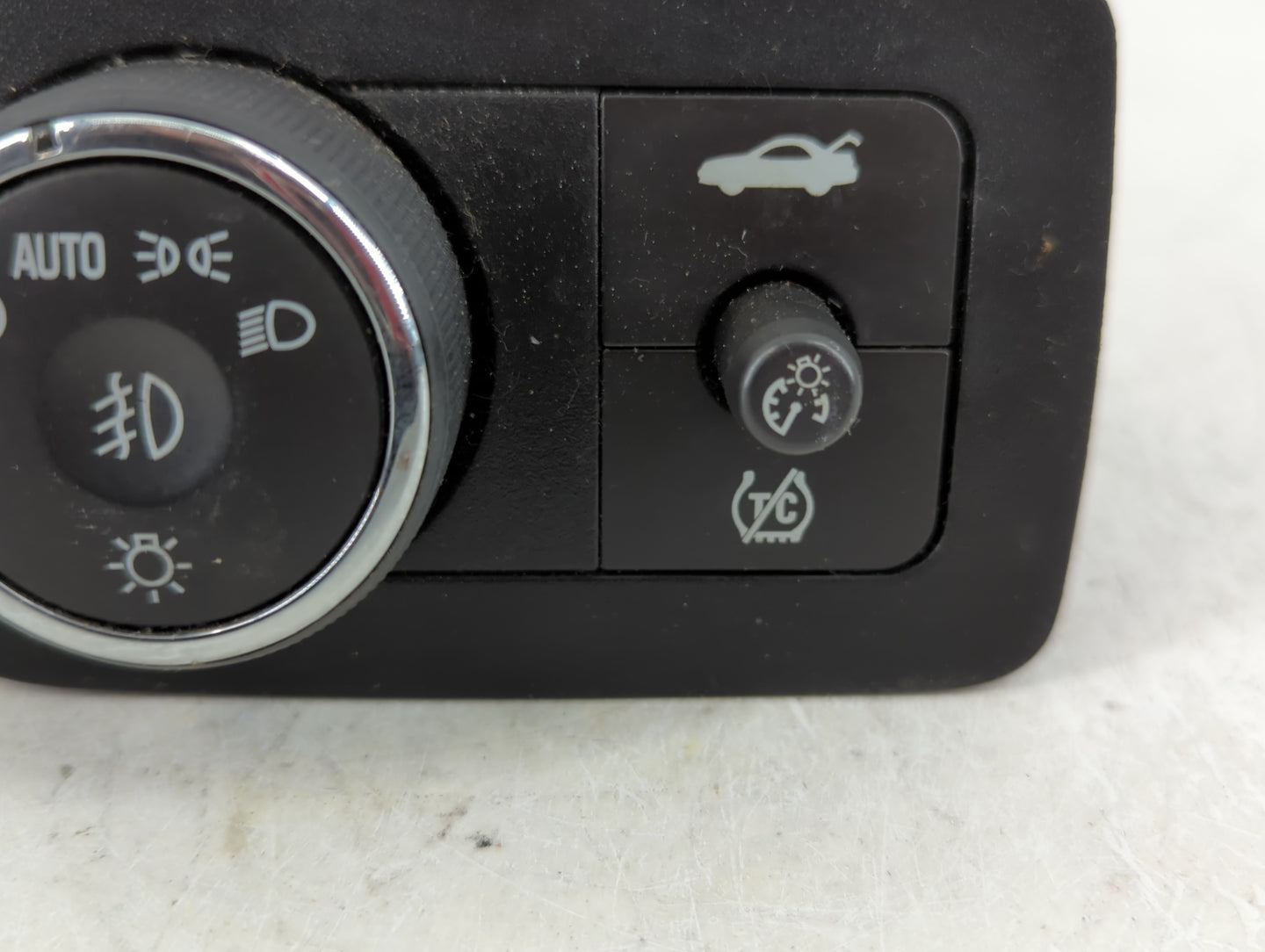2011 Chevrolet Impala Headlight Head Light Switch Lamp Control - Oemusedautoparts1.com
