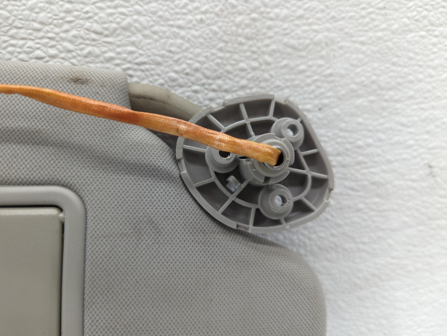 2006-2016 Chevrolet Impala Sun Visor Shade Replacement Passenger Right Mirror Fits OEM Used Auto Parts - Oemusedautoparts1.c