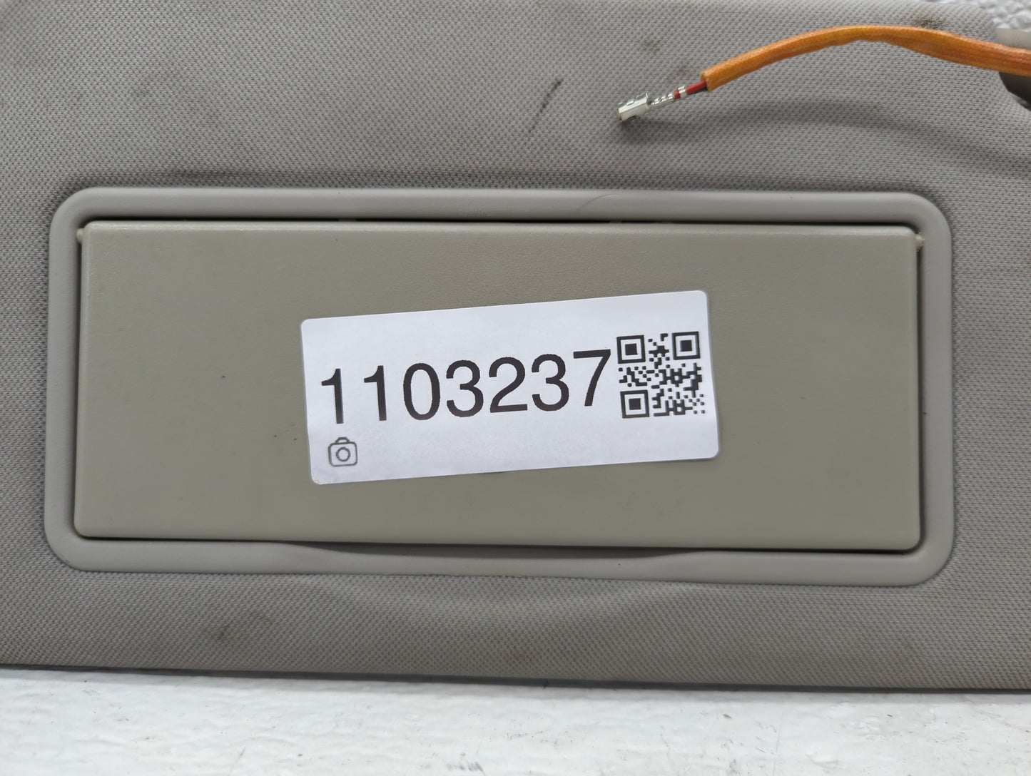 2006-2016 Chevrolet Impala Sun Visor Shade Replacement Passenger Right Mirror Fits OEM Used Auto Parts - Oemusedautoparts1.c