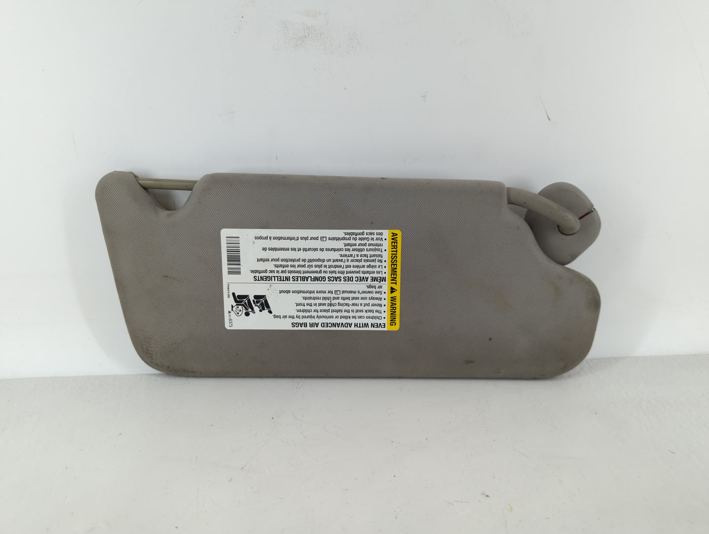 2006-2016 Chevrolet Impala Sun Visor Shade Replacement Driver Left Mirror Fits OEM Used Auto Parts - Oemusedautoparts1.com