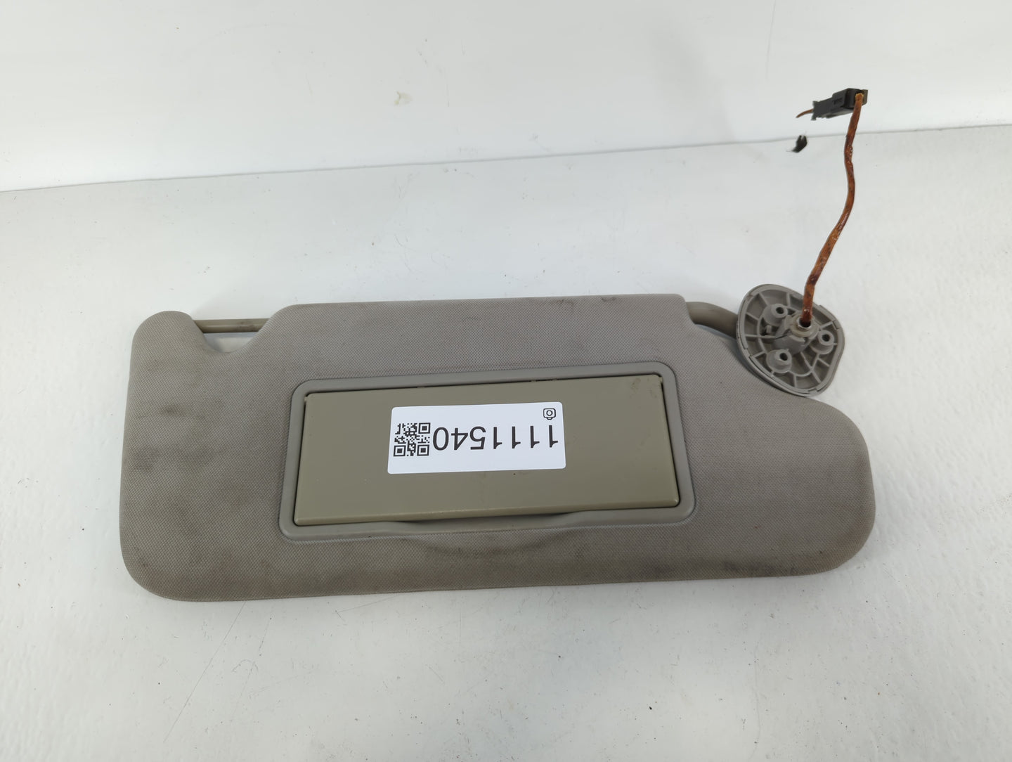 2006-2016 Chevrolet Impala Sun Visor Shade Replacement Passenger Right Mirror Fits OEM Used Auto Parts - Oemusedautoparts1.c