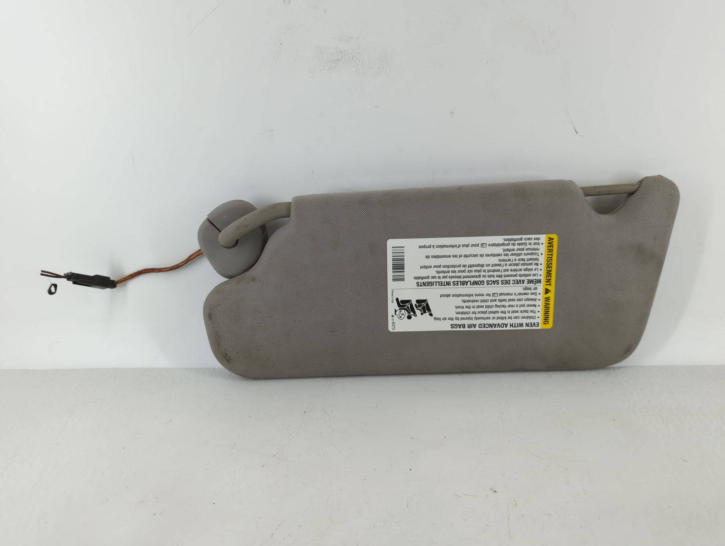 2006-2016 Chevrolet Impala Sun Visor Shade Replacement Passenger Right Mirror Fits OEM Used Auto Parts - Oemusedautoparts1.c