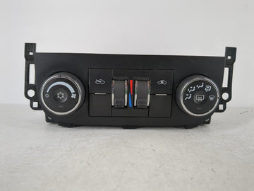2011 Chevrolet Impala Climate Control Module Temperature AC/Heater Replacement P/N:20972894 Fits OEM Used Auto Parts - Oemus