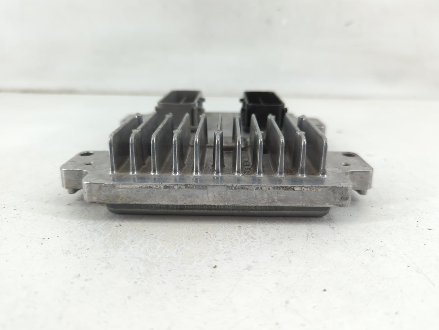 2010-2011 Chevrolet Impala PCM Engine Control Computer ECU ECM PCU OEM P/N:12639669 Fits Fits 2007 2008 2009 2010 2011 2012 