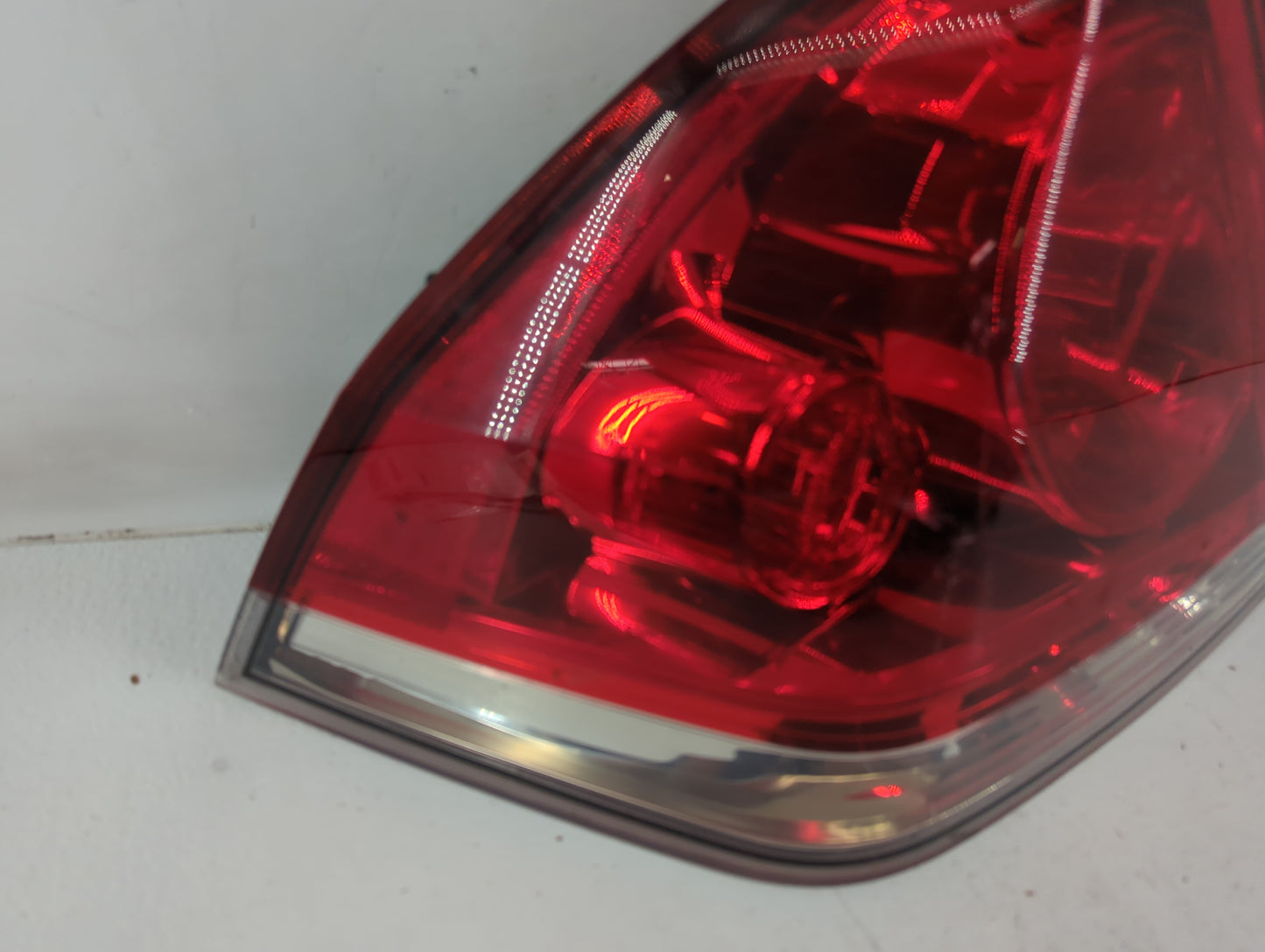 2006-2016 Chevrolet Impala Tail Light Assembly Driver Left OEM P/N:25971597 Fits OEM Used Auto Parts - Oemusedautoparts1.com