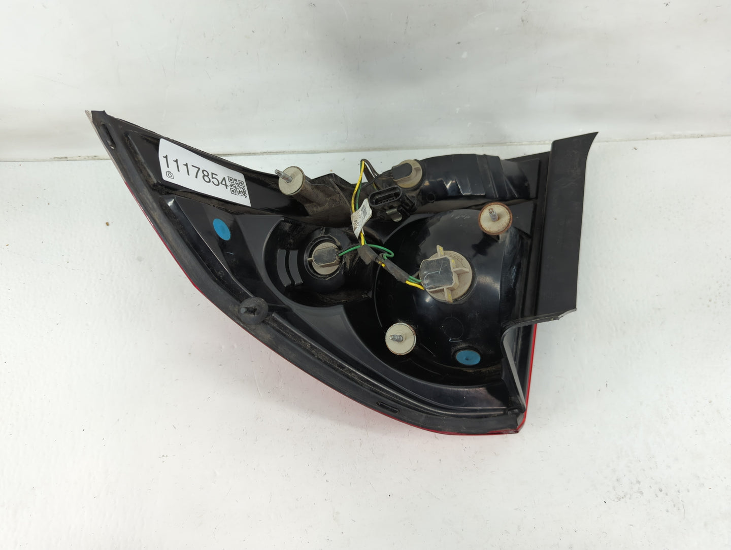 2006-2016 Chevrolet Impala Tail Light Assembly Driver Left OEM P/N:25971597 Fits OEM Used Auto Parts - Oemusedautoparts1.com