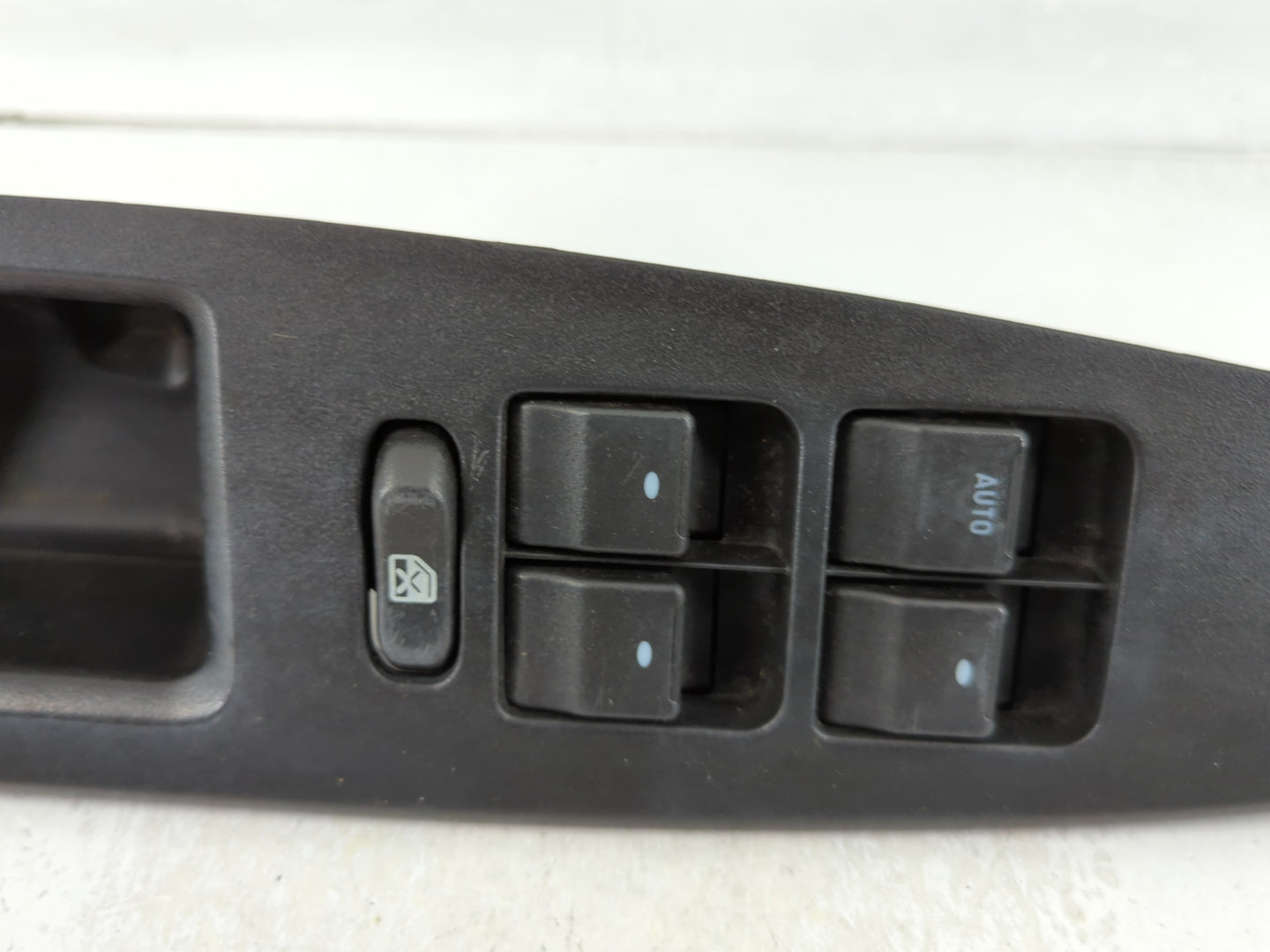 2009-2016 Chevrolet Impala Master Power Window Switch Replacement Driver Side Left P/N:25828893 Fits OEM Used Auto Parts - O