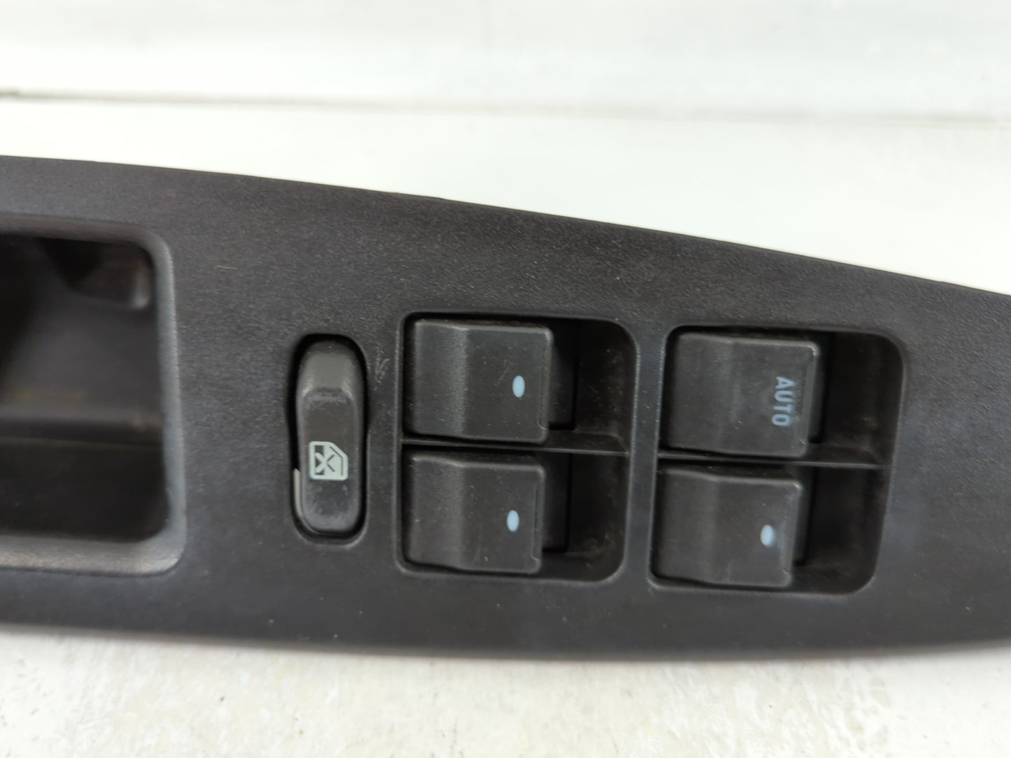 2009-2016 Chevrolet Impala Master Power Window Switch Replacement Driver Side Left P/N:25828893 Fits OEM Used Auto Parts - O