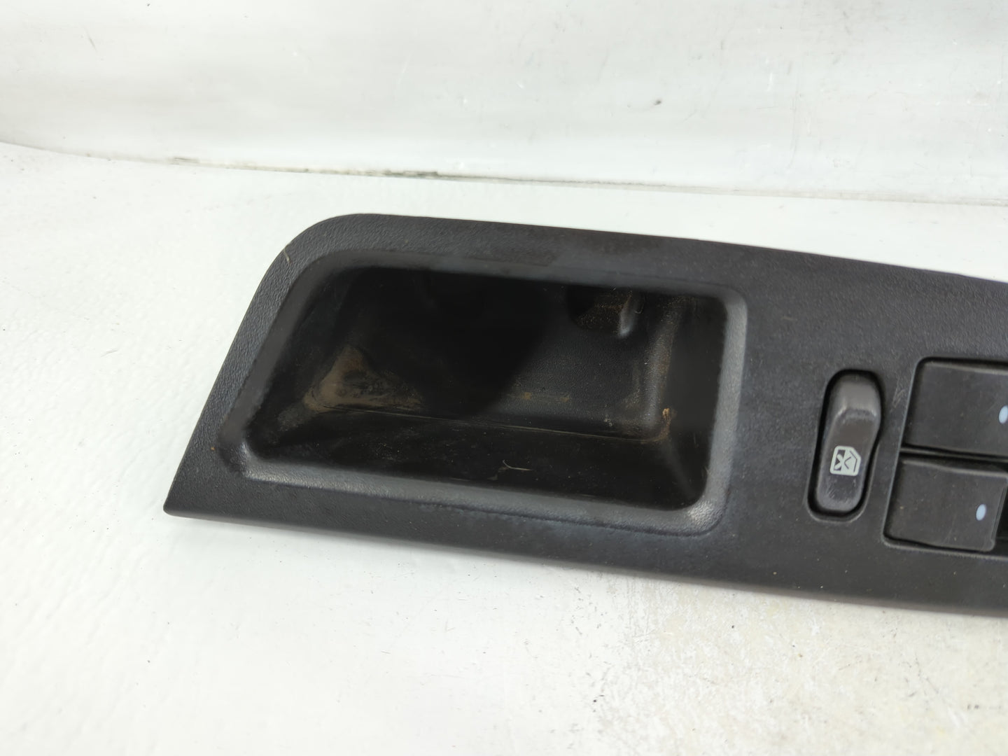 2009-2016 Chevrolet Impala Master Power Window Switch Replacement Driver Side Left P/N:25828893 Fits OEM Used Auto Parts - O