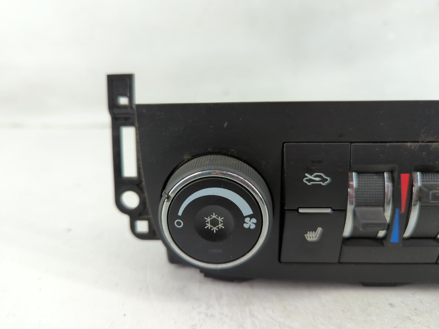 2011 Chevrolet Impala Climate Control Module Temperature AC/Heater Replacement P/N:20861783 20972893 Fits OEM Used Auto Part
