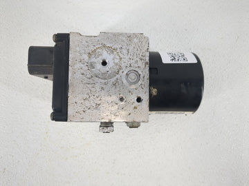 2008-2011 Chevrolet Impala ABS Pump Control Module Replacement P/N:25894181 Fits Fits 2008 2009 2010 2011 OEM Used Auto Parts