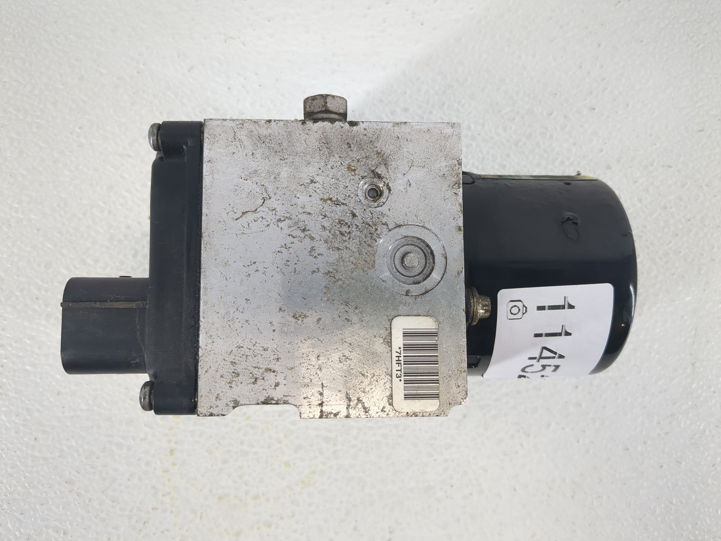 2008-2011 Chevrolet Impala ABS Pump Control Module Replacement P/N:25894181 Fits Fits 2008 2009 2010 2011 OEM Used Auto Part