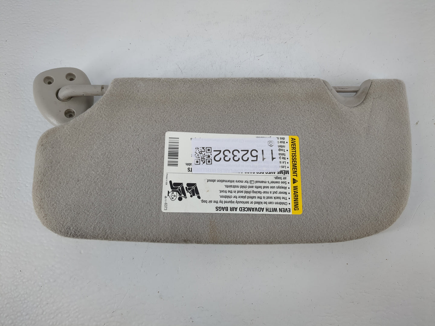 2006-2016 Chevrolet Impala Sun Visor Shade Replacement Passenger Right Mirror Fits OEM Used Auto Parts - Oemusedautoparts1.c