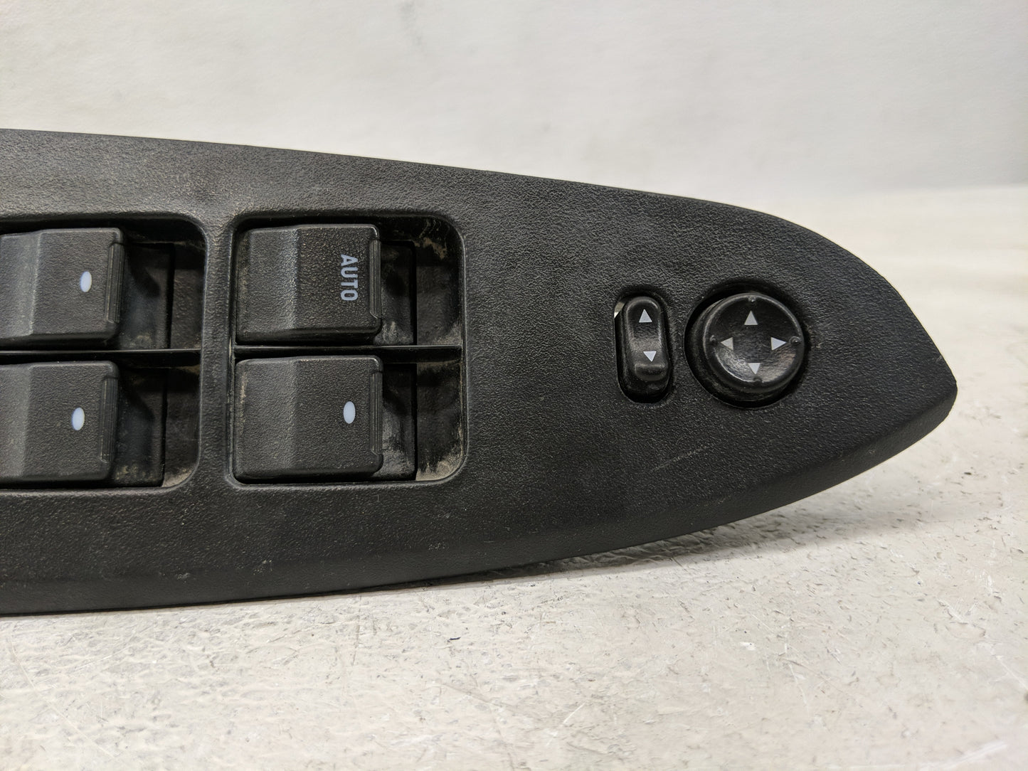 2009-2016 Chevrolet Impala Master Power Window Switch Replacement Driver Side Left P/N:25828893 Fits OEM Used Auto Parts - O