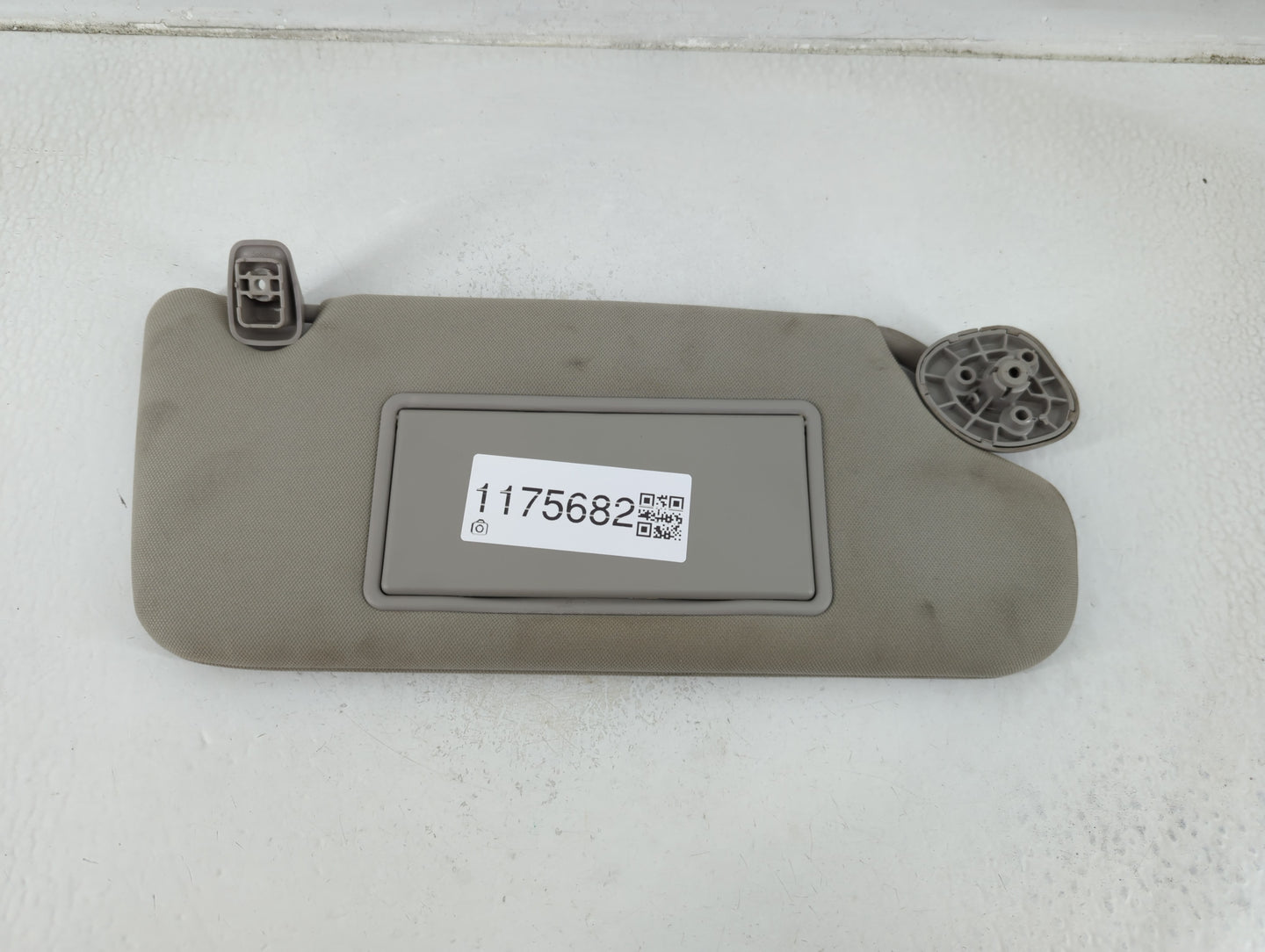 2006-2016 Chevrolet Impala Sun Visor Shade Replacement Passenger Right Mirror Fits OEM Used Auto Parts - Oemusedautoparts1.c