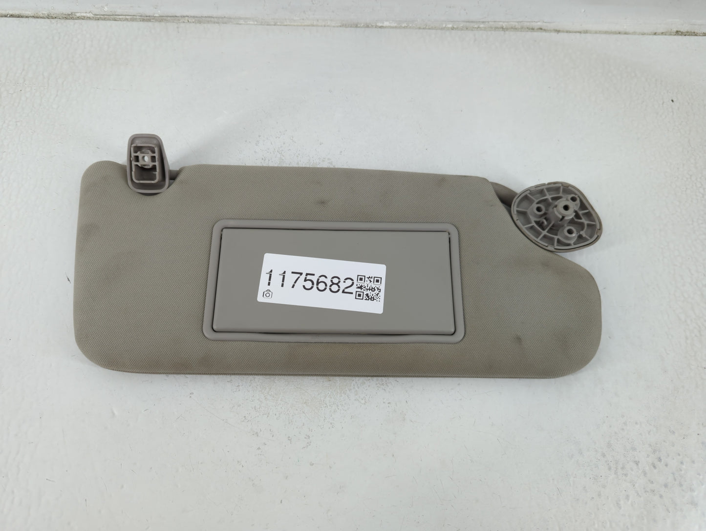 2006-2016 Chevrolet Impala Sun Visor Shade Replacement Passenger Right Mirror Fits OEM Used Auto Parts - Oemusedautoparts1.c