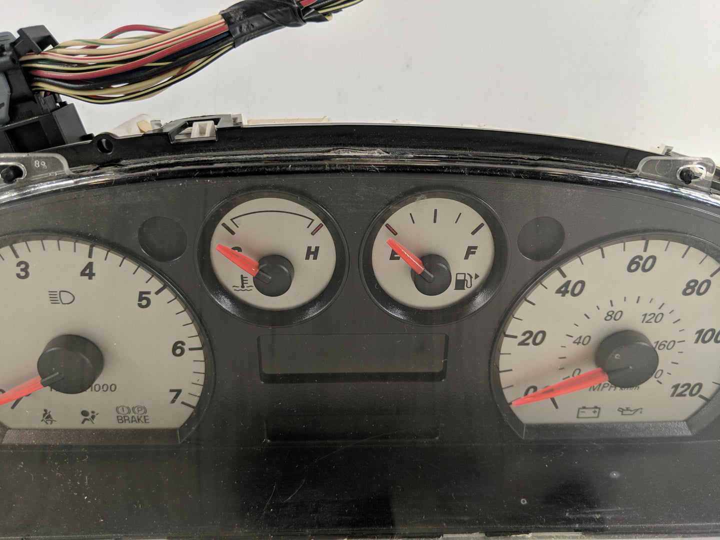 2009-2011 Chevrolet Impala Instrument Cluster Speedometer Gauges P/N:25936722 Fits Fits 2009 2010 2011 OEM Used Auto Parts -