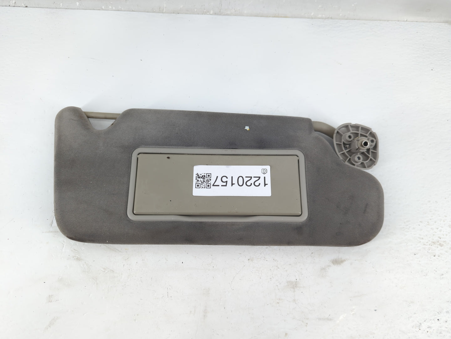 2006-2016 Chevrolet Impala Sun Visor Shade Replacement Passenger Right Mirror Fits OEM Used Auto Parts - Oemusedautoparts1.c