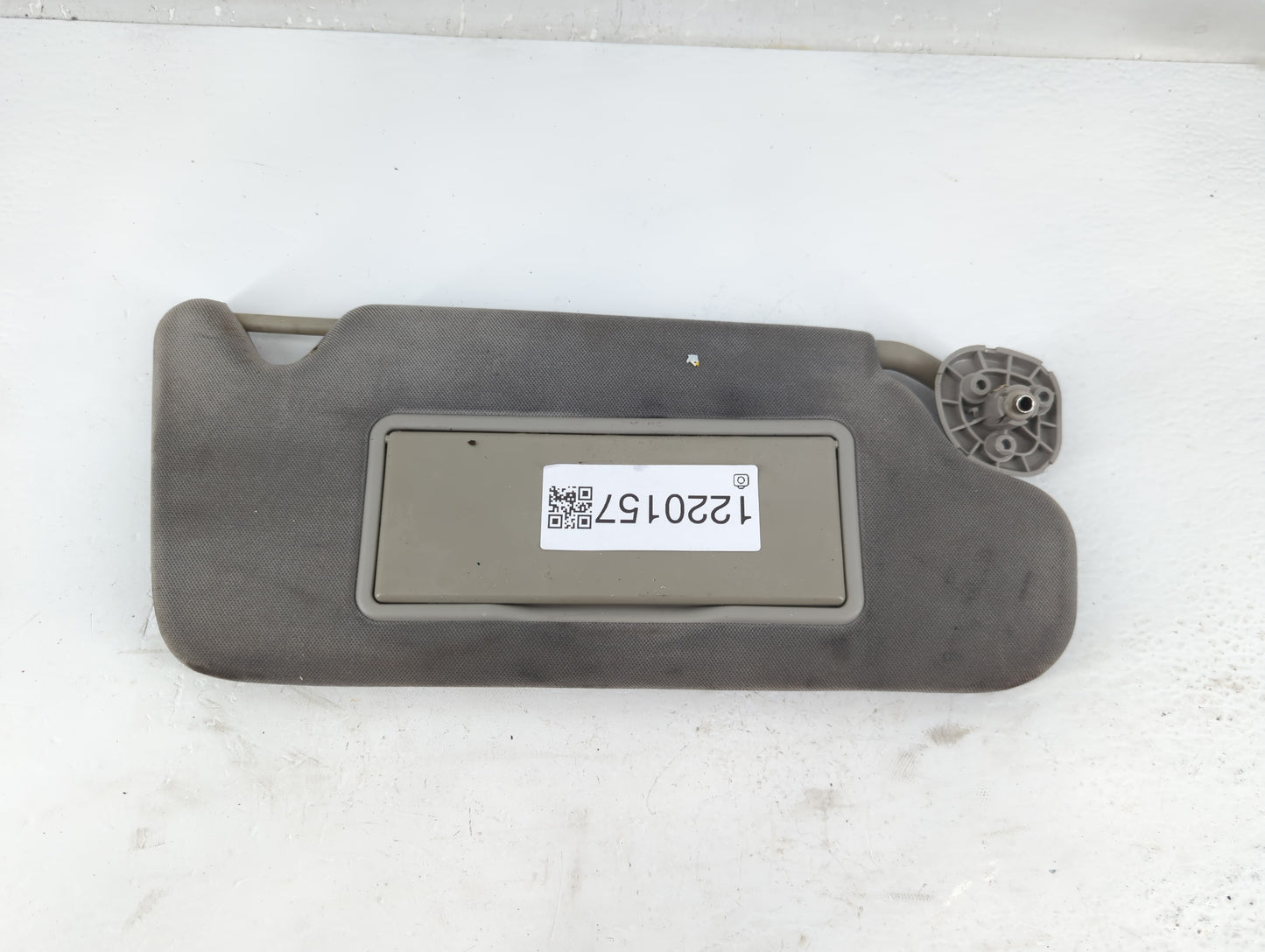 2006-2016 Chevrolet Impala Sun Visor Shade Replacement Passenger Right Mirror Fits OEM Used Auto Parts - Oemusedautoparts1.c