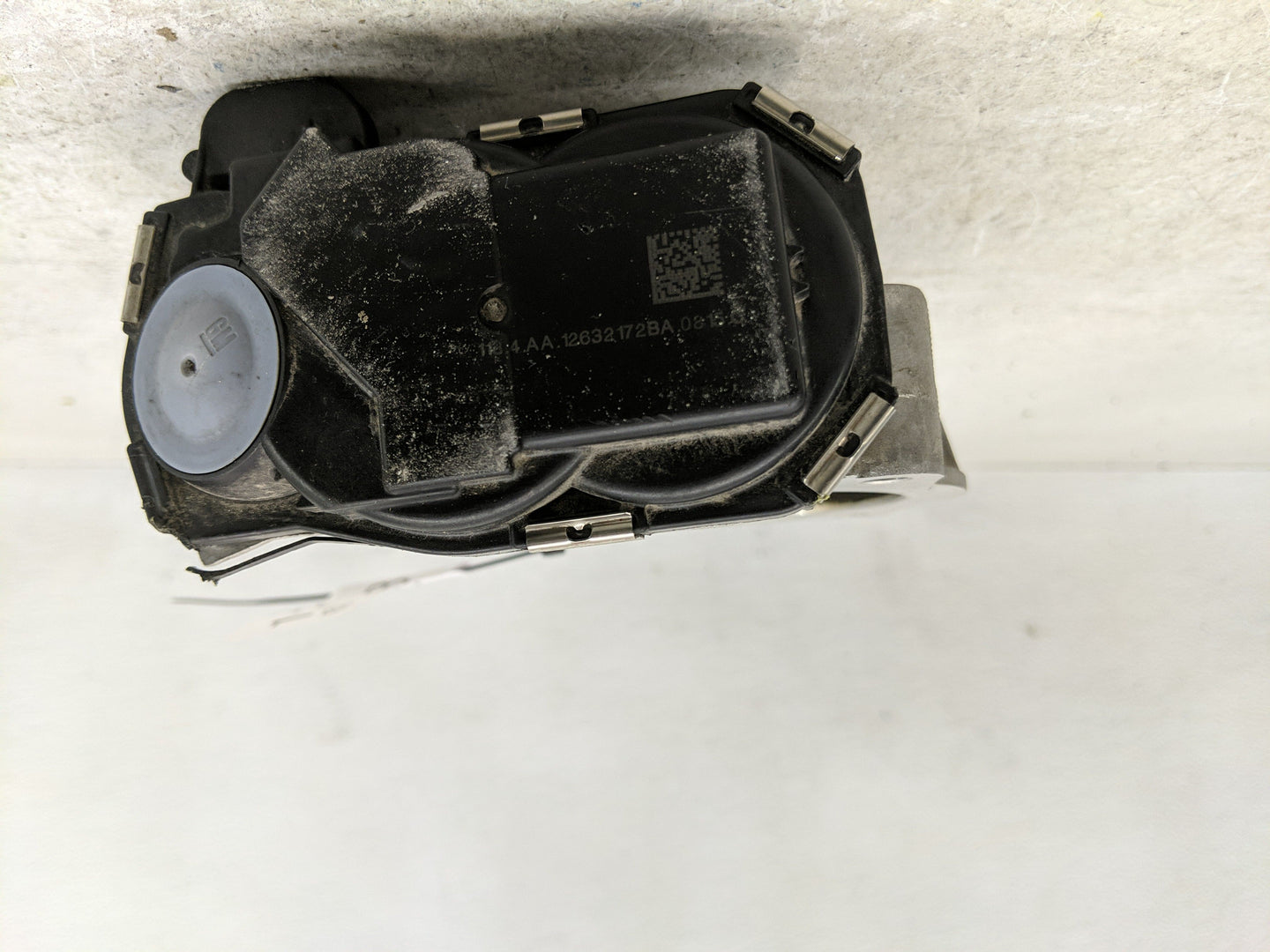 2006-2011 Chevrolet Impala Throttle Body Fits Fits 2006 2007 2008 2009 2010 2011 OEM Used Auto Parts - Oemusedautoparts1.com