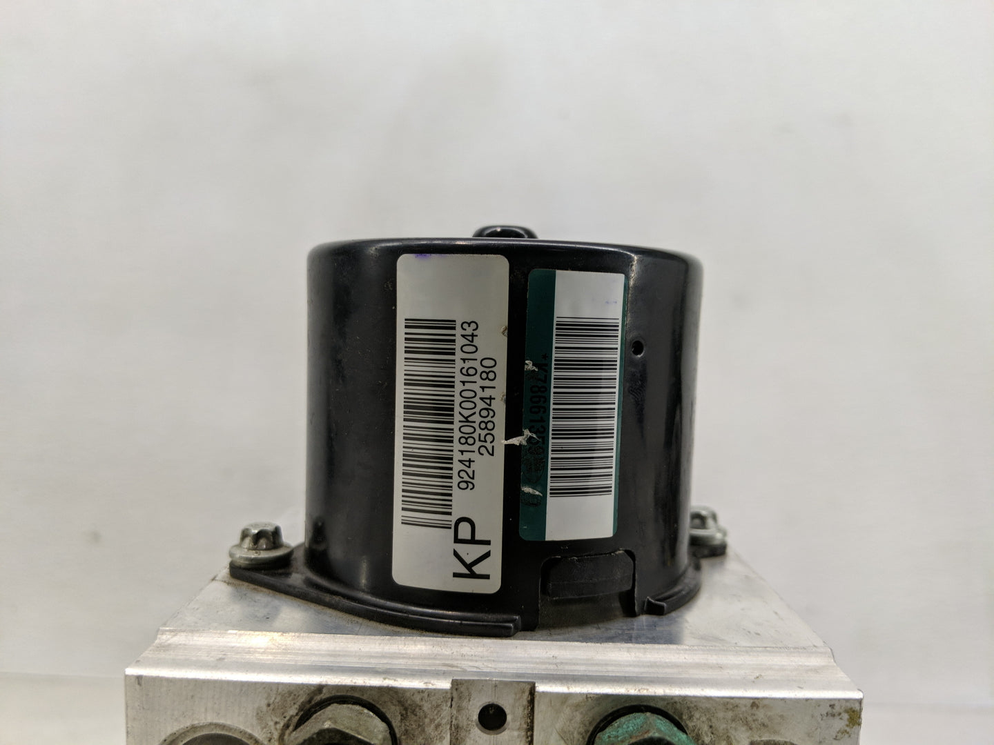 2008-2011 Chevrolet Impala ABS Pump Control Module Replacement P/N:25894183 Fits Fits 2008 2009 2010 2011 OEM Used Auto Part