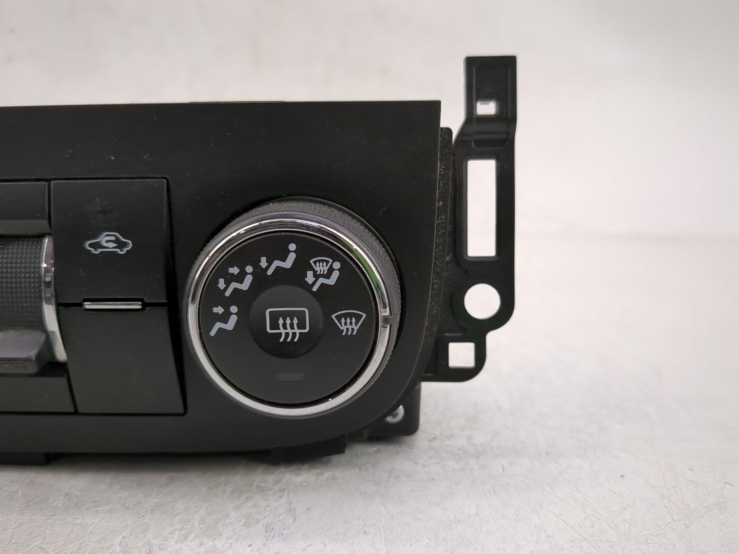 2006-2011 Chevrolet Impala Climate Control Module Temperature AC/Heater Replacement P/N:20972894 Fits OEM Used Auto Parts - 