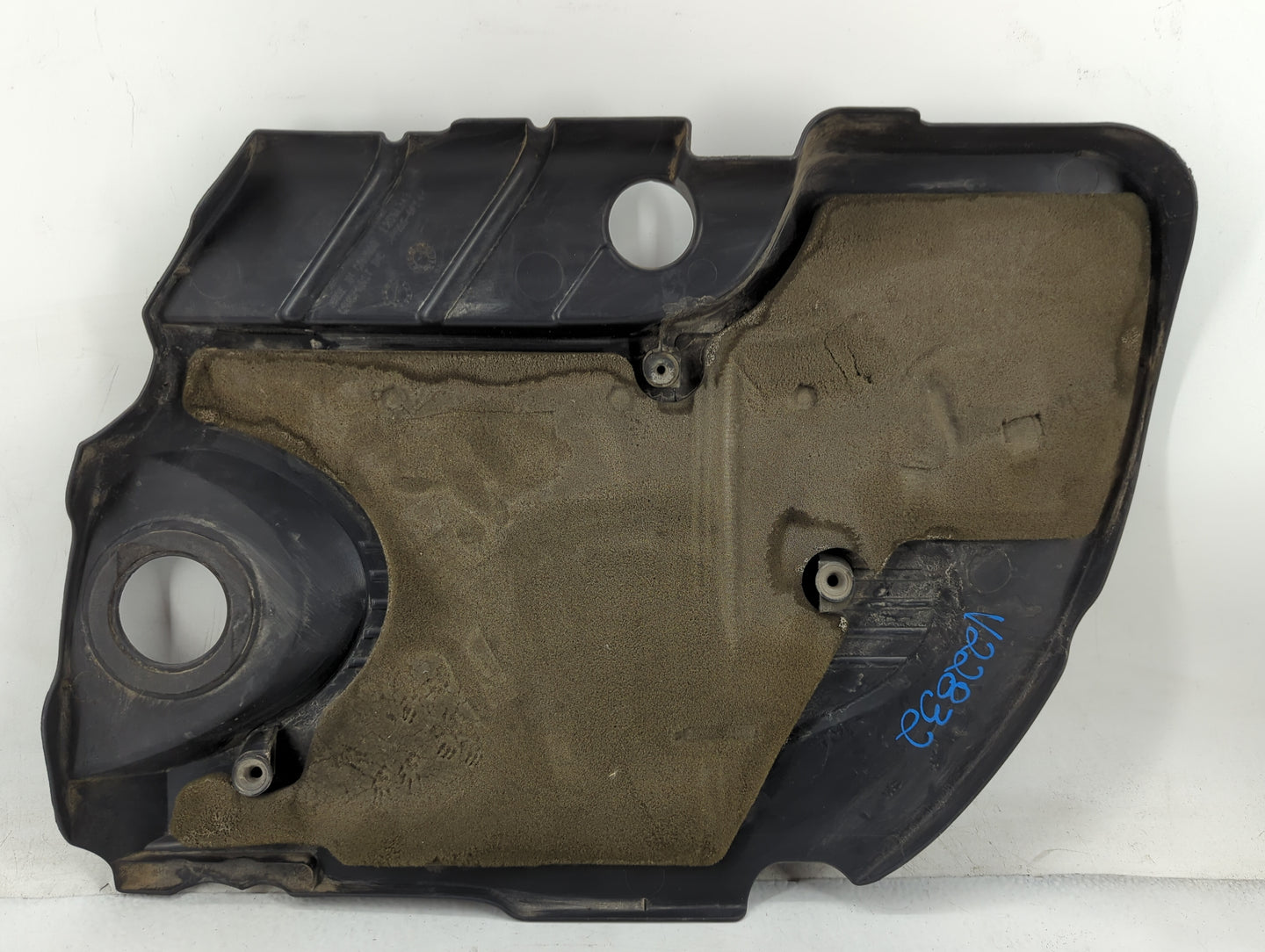 2011 Chevrolet Impala Engine Cover - Oemusedautoparts1.com