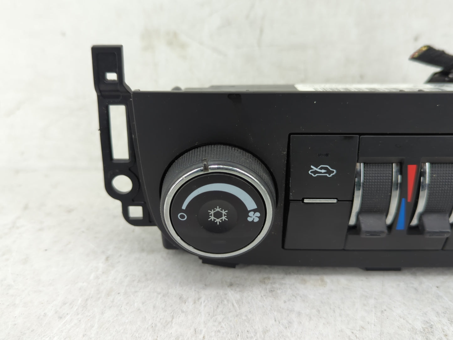 2006-2011 Chevrolet Impala Climate Control Module Temperature AC/Heater Replacement P/N:20972894 Fits OEM Used Auto Parts - 