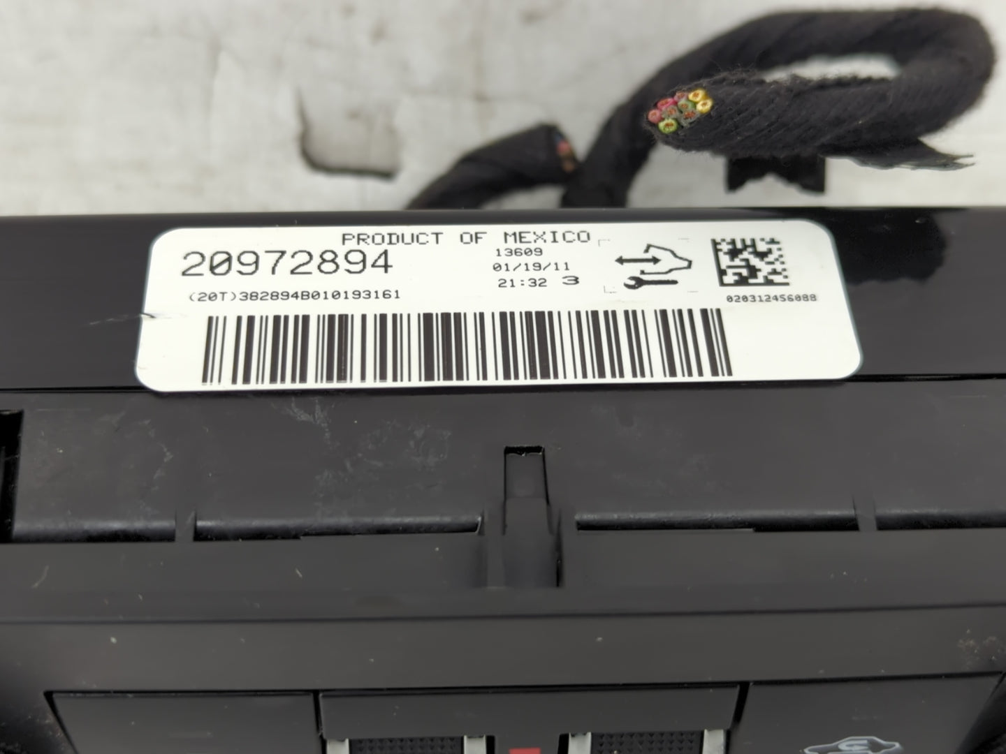 2006-2011 Chevrolet Impala Climate Control Module Temperature AC/Heater Replacement P/N:20972894 Fits OEM Used Auto Parts - 