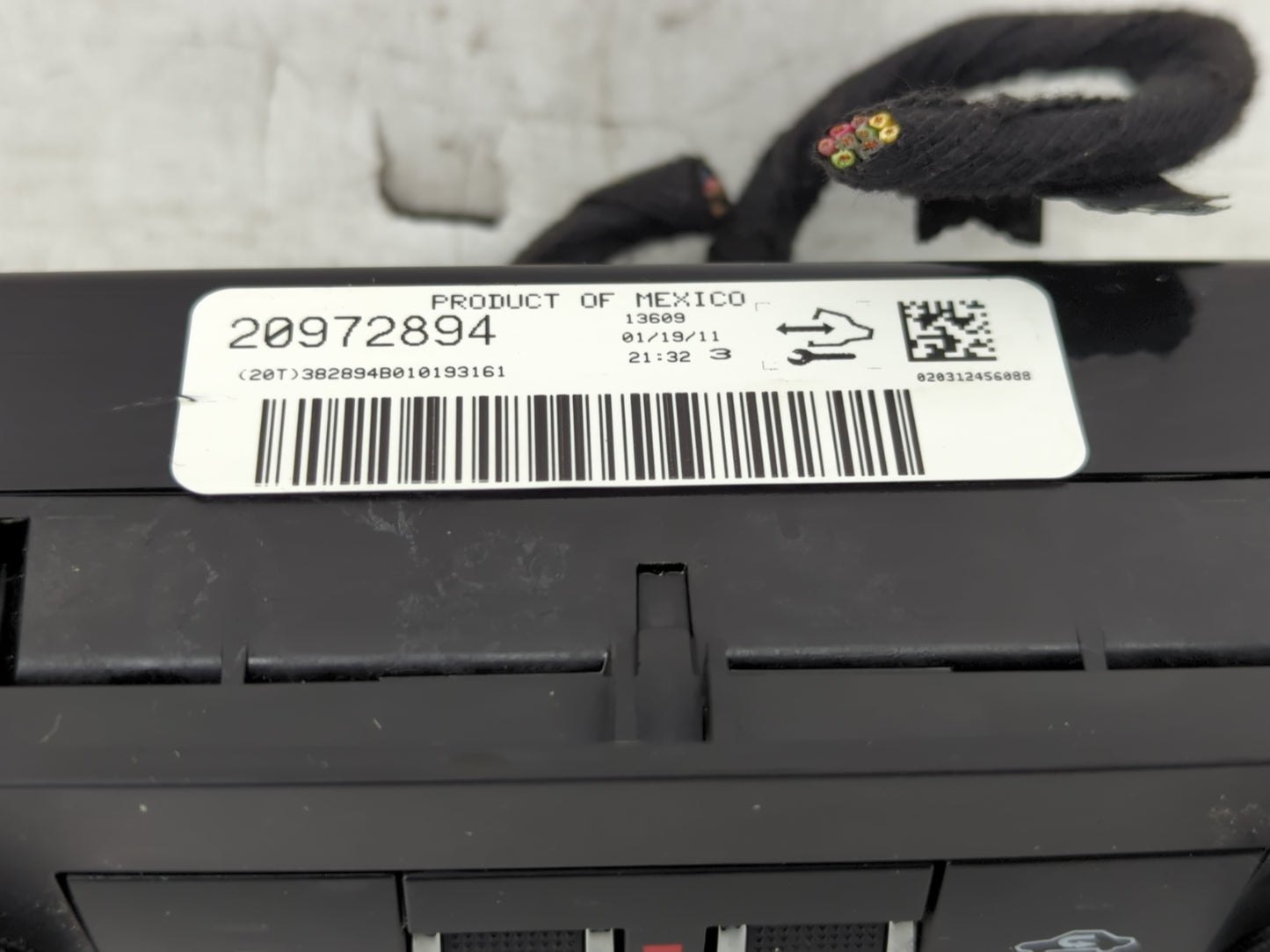 2006-2011 Chevrolet Impala Climate Control Module Temperature AC/Heater Replacement P/N:20972894 Fits OEM Used Auto Parts - 