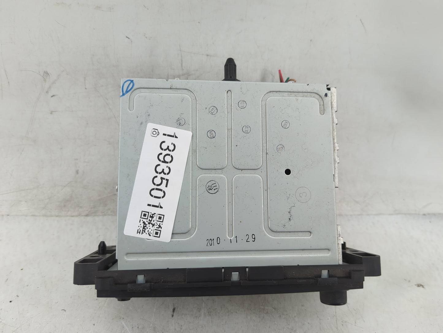 2011-2012 Chevrolet Impala Radio AM FM Cd Player Receiver Replacement P/N:20955156 Fits Fits 2011 2012 OEM Used Auto Parts -