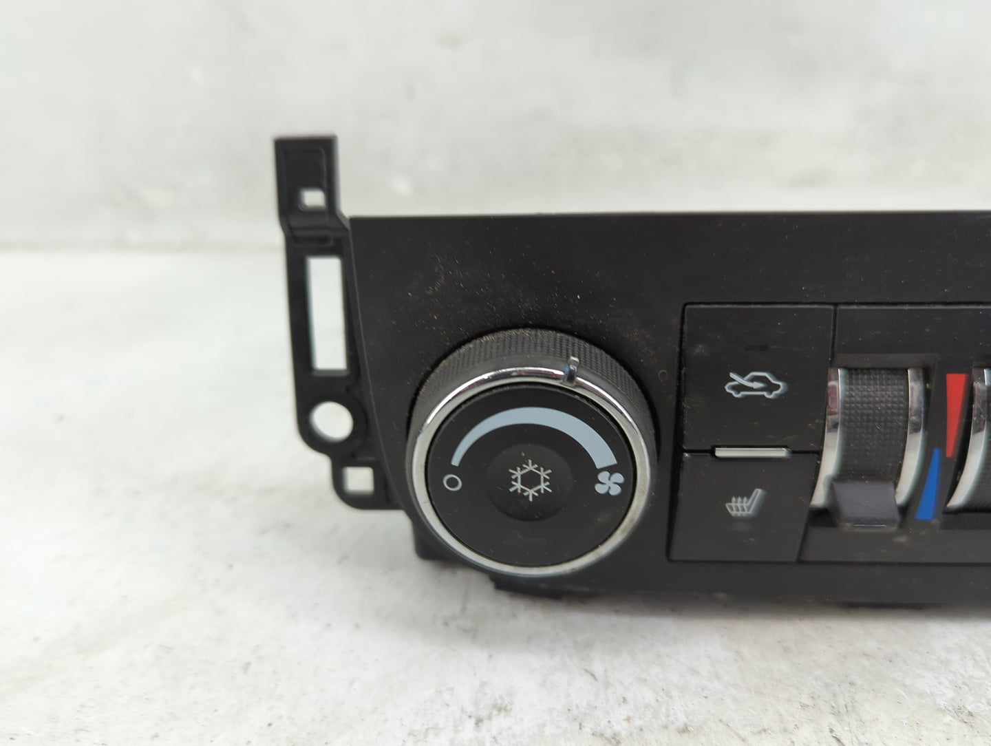 2006-2011 Chevrolet Impala Climate Control Module Temperature AC/Heater Replacement P/N:20972893 Fits OEM Used Auto Parts - 