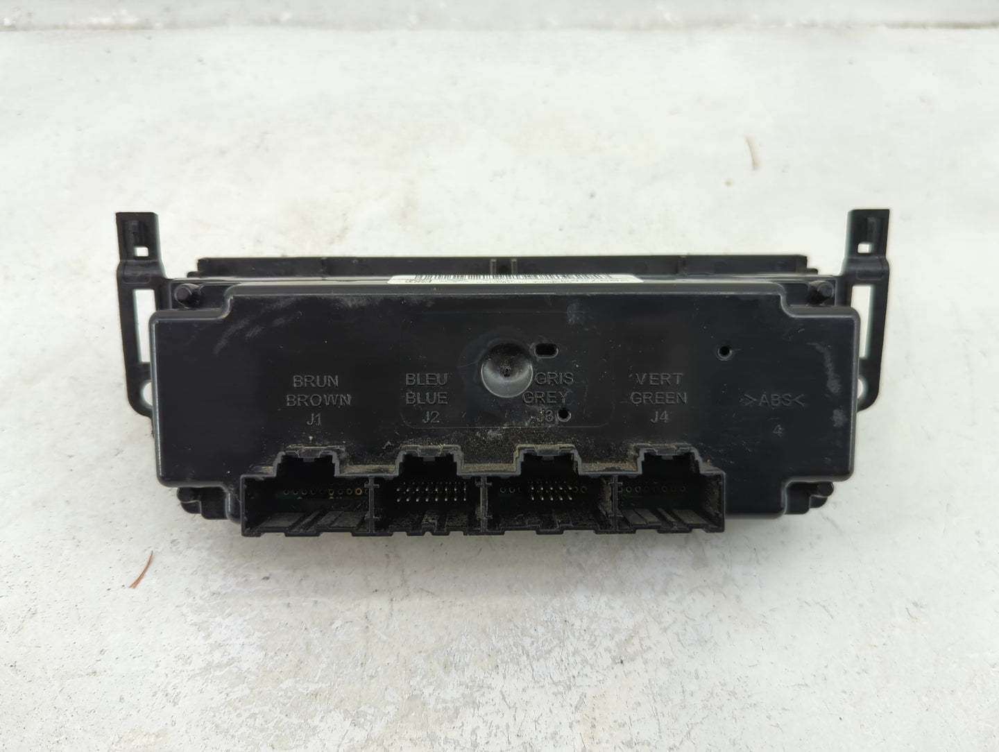 2006-2011 Chevrolet Impala Climate Control Module Temperature AC/Heater Replacement P/N:20972893 Fits OEM Used Auto Parts - 