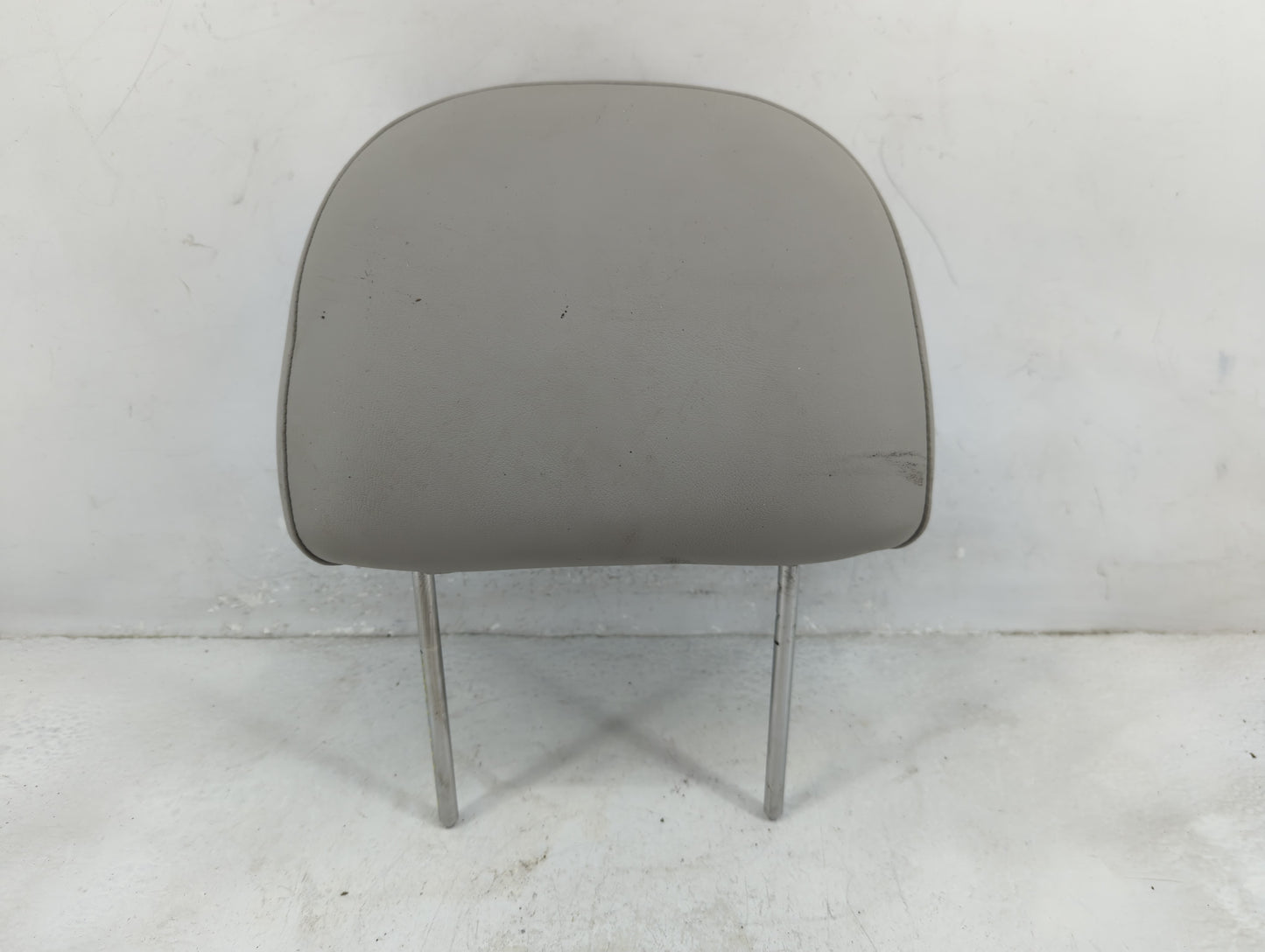 2009-2011 Chevrolet Impala Headrest Head Rest Front Driver Passenger Seat Fits Fits 2009 2010 2011 OEM Used Auto Parts - Oem