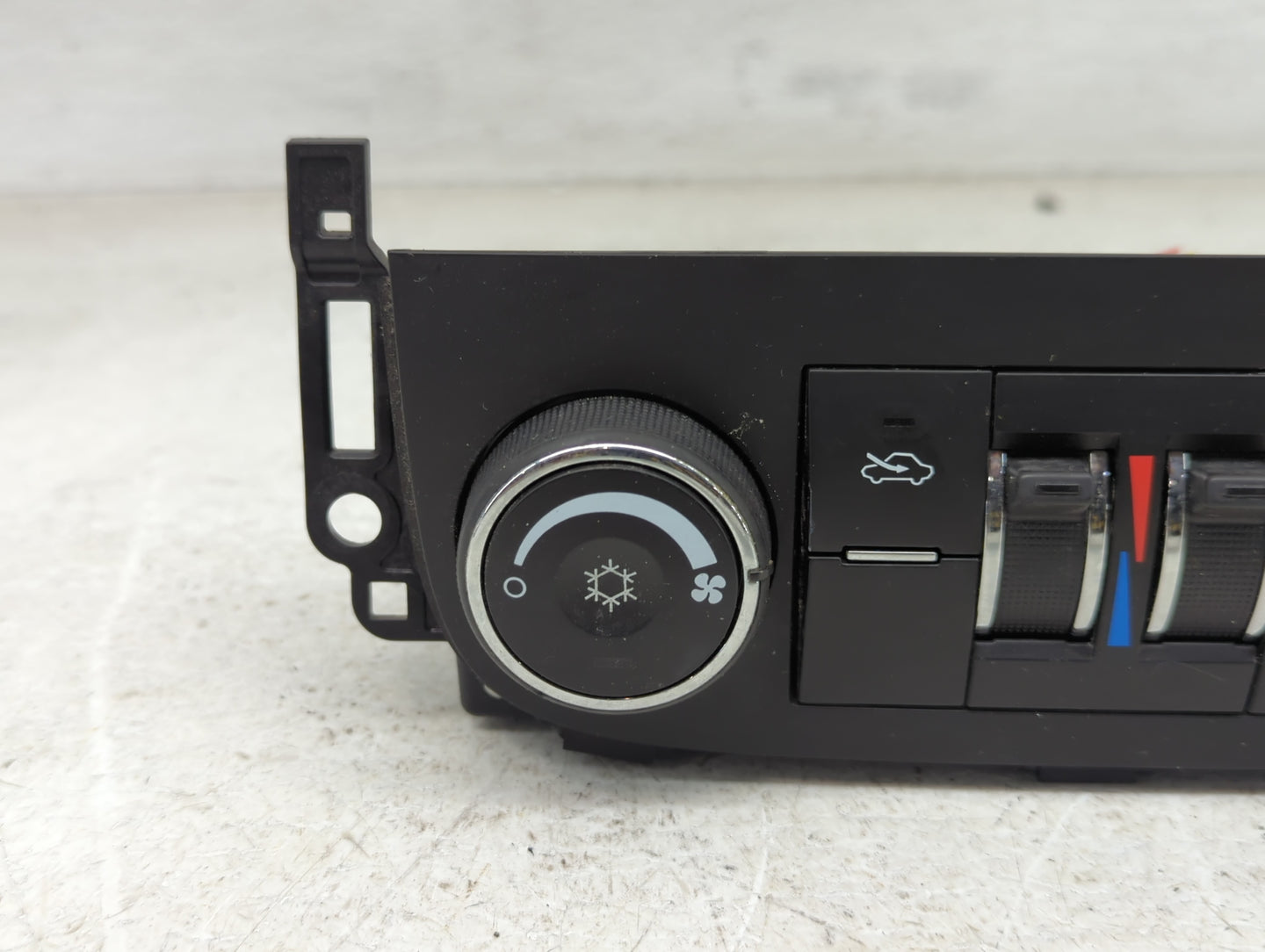 2006-2011 Chevrolet Impala Climate Control Module Temperature AC/Heater Replacement P/N:20972894 Fits OEM Used Auto Parts - 