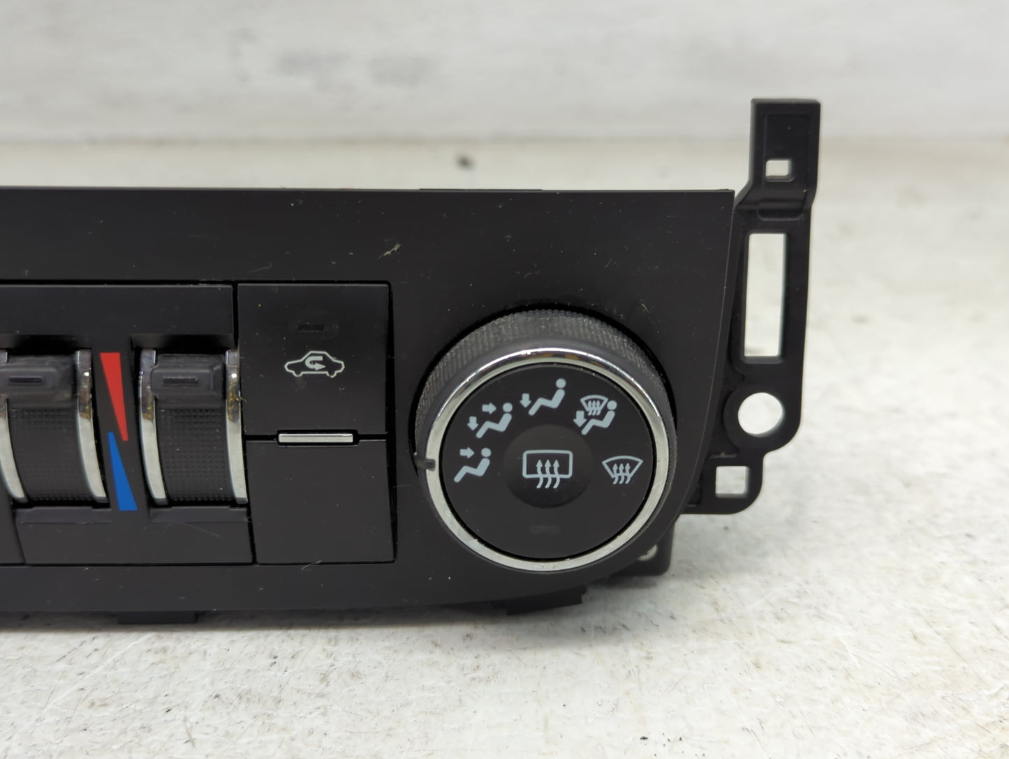 2006-2011 Chevrolet Impala Climate Control Module Temperature AC/Heater Replacement P/N:20972894 Fits OEM Used Auto Parts - 