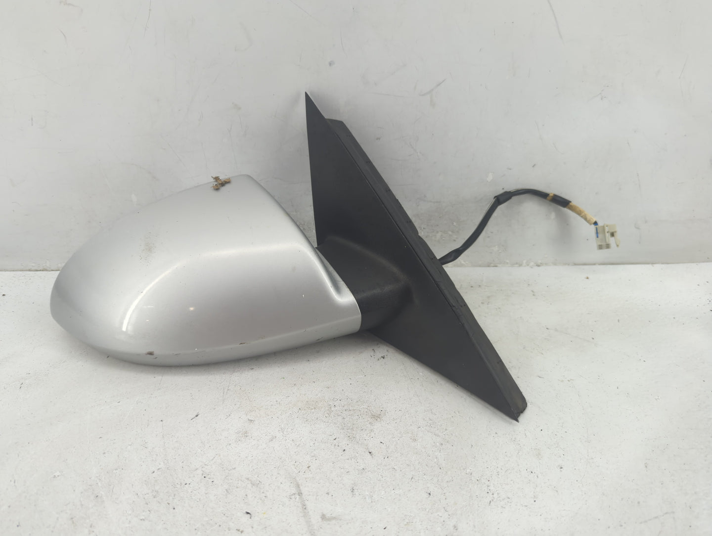 2007-2016 Chevrolet Impala Passenger Side View Mirror - Right Door Mirror OEM Used - Oemusedautoparts1.com