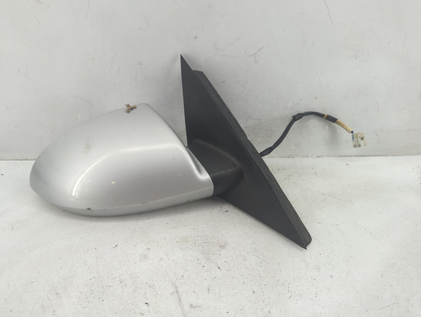 2007-2016 Chevrolet Impala Passenger Side View Mirror - Right Door Mirror OEM Used - Oemusedautoparts1.com