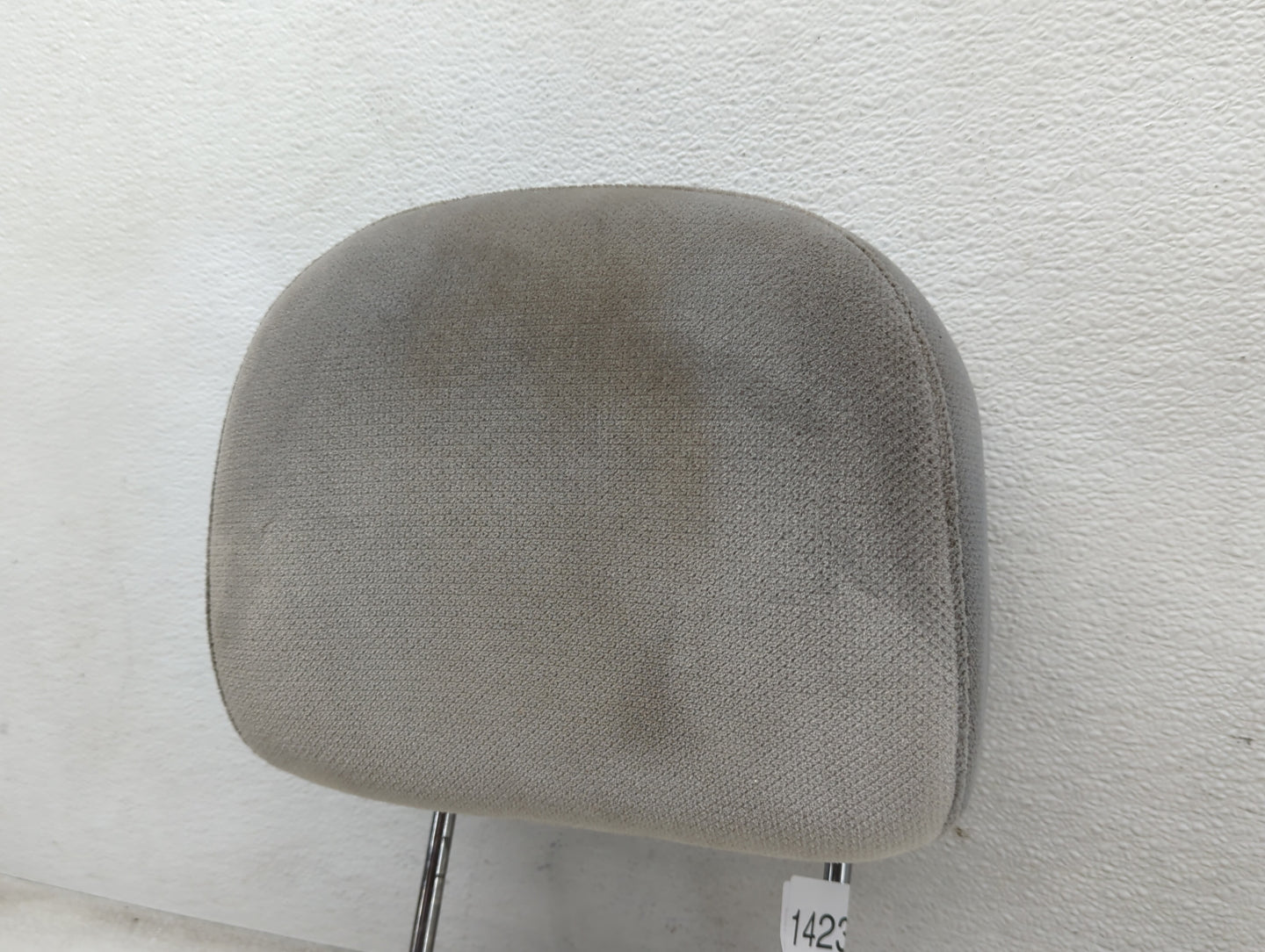 2011 Chevrolet Impala Headrest Head Rest Front Driver Passenger Seat Fits OEM Used Auto Parts - Oemusedautoparts1.com