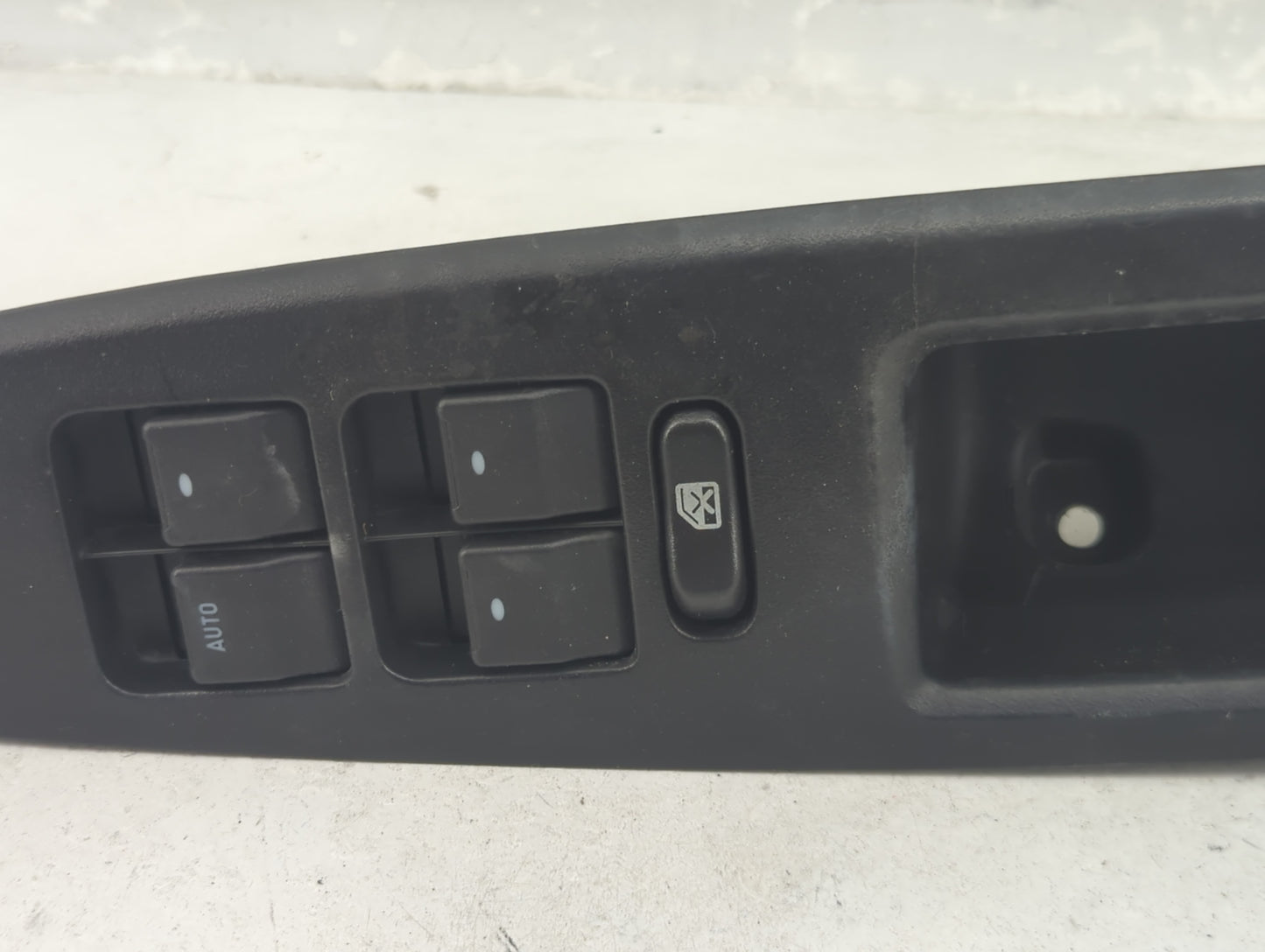 2009-2016 Chevrolet Impala Master Power Window Switch Replacement Driver Side Left P/N:25828693 SANAD1886B Fits OEM Used Aut