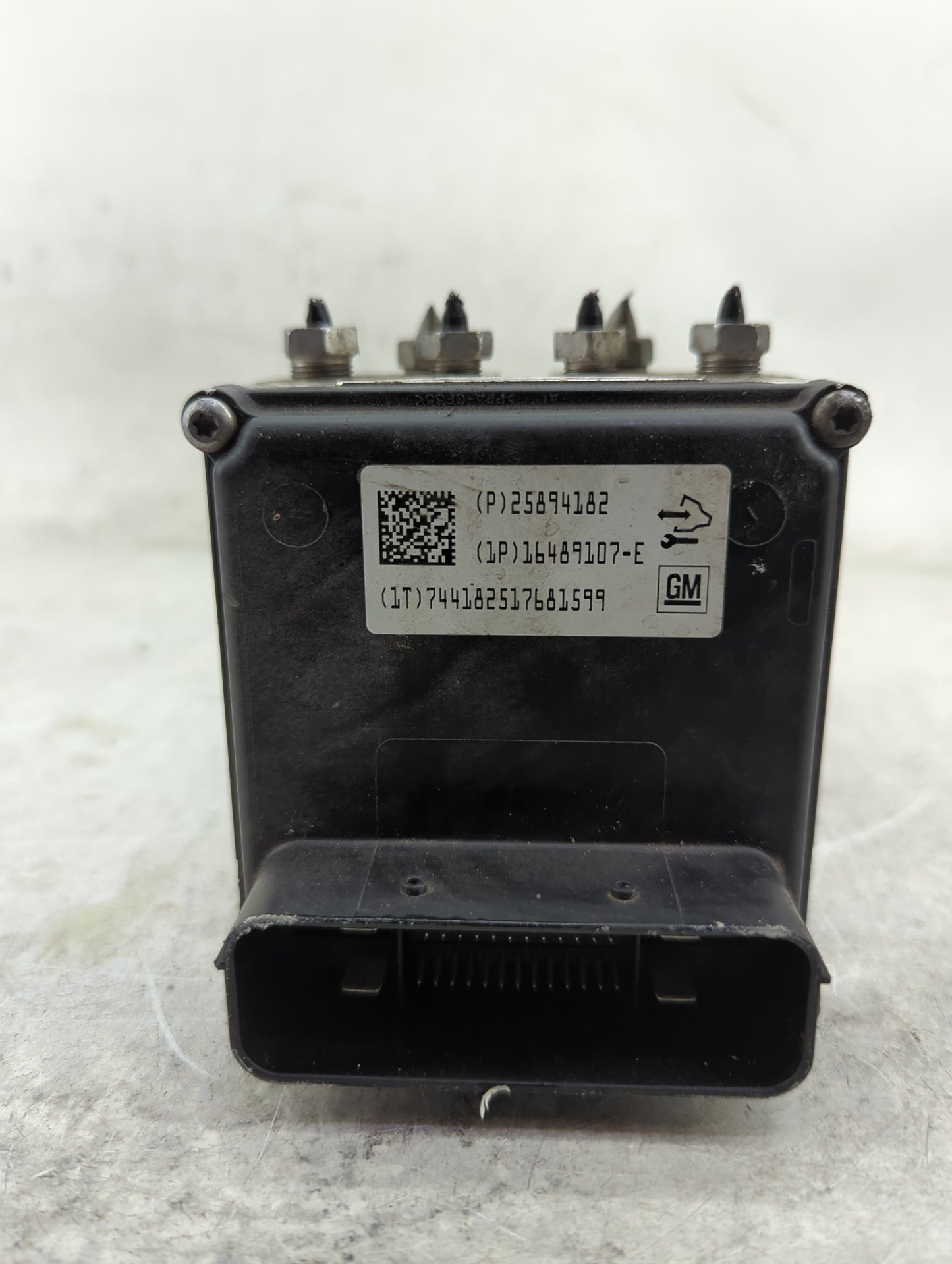 2008-2011 Chevrolet Impala ABS Pump Control Module Replacement P/N:25894182 Fits Fits 2008 2009 2010 2011 OEM Used Auto Part