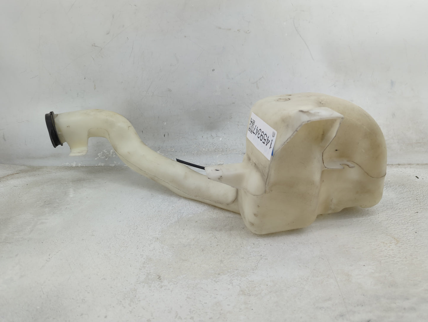 2006-2016 Chevrolet Impala Windshield Washer Fluid Reservoir Bottle Oem 1459347 - Oemusedautoparts1.com