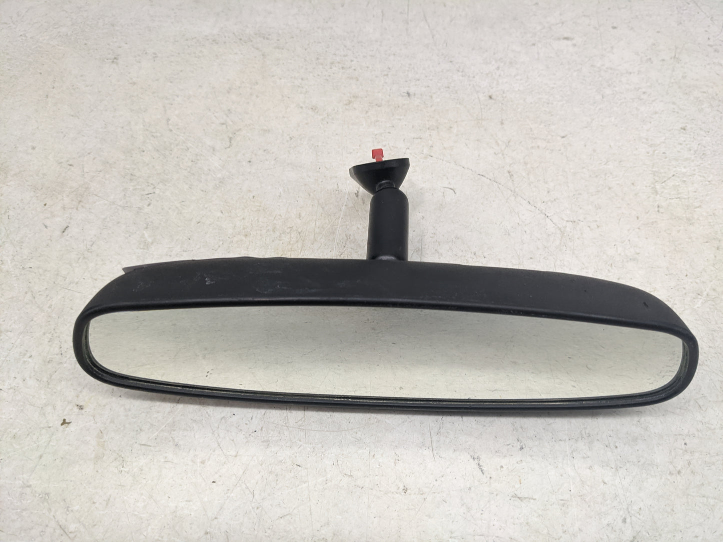 2001-2013 Chevrolet Impala Interior Rear View Mirror Replacement OEM P/N:015315 A048070 Fits OEM Used Auto Parts - Oemusedau