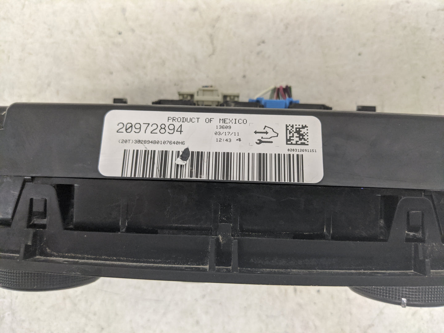 2006-2011 Chevrolet Impala Climate Control Module Temperature AC/Heater Replacement P/N:20972894 Fits OEM Used Auto Parts - 