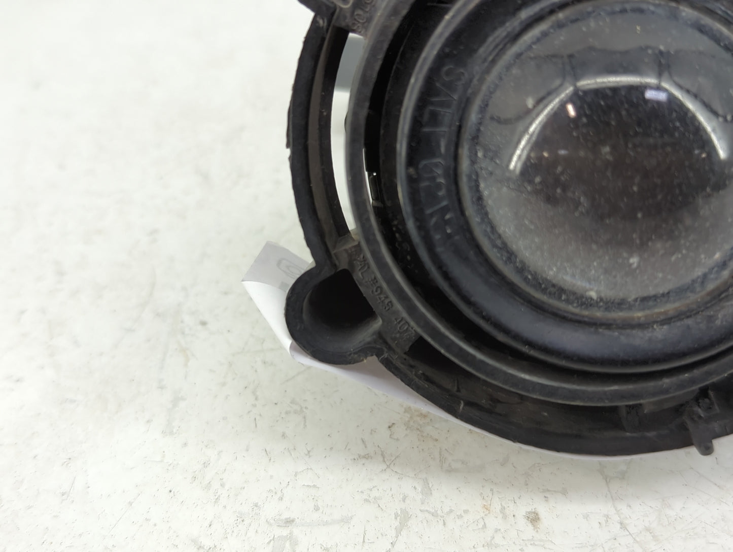 2006-2016 Chevrolet Impala Passenger Right Oem Fog Light Lamp Black - Oemusedautoparts1.com