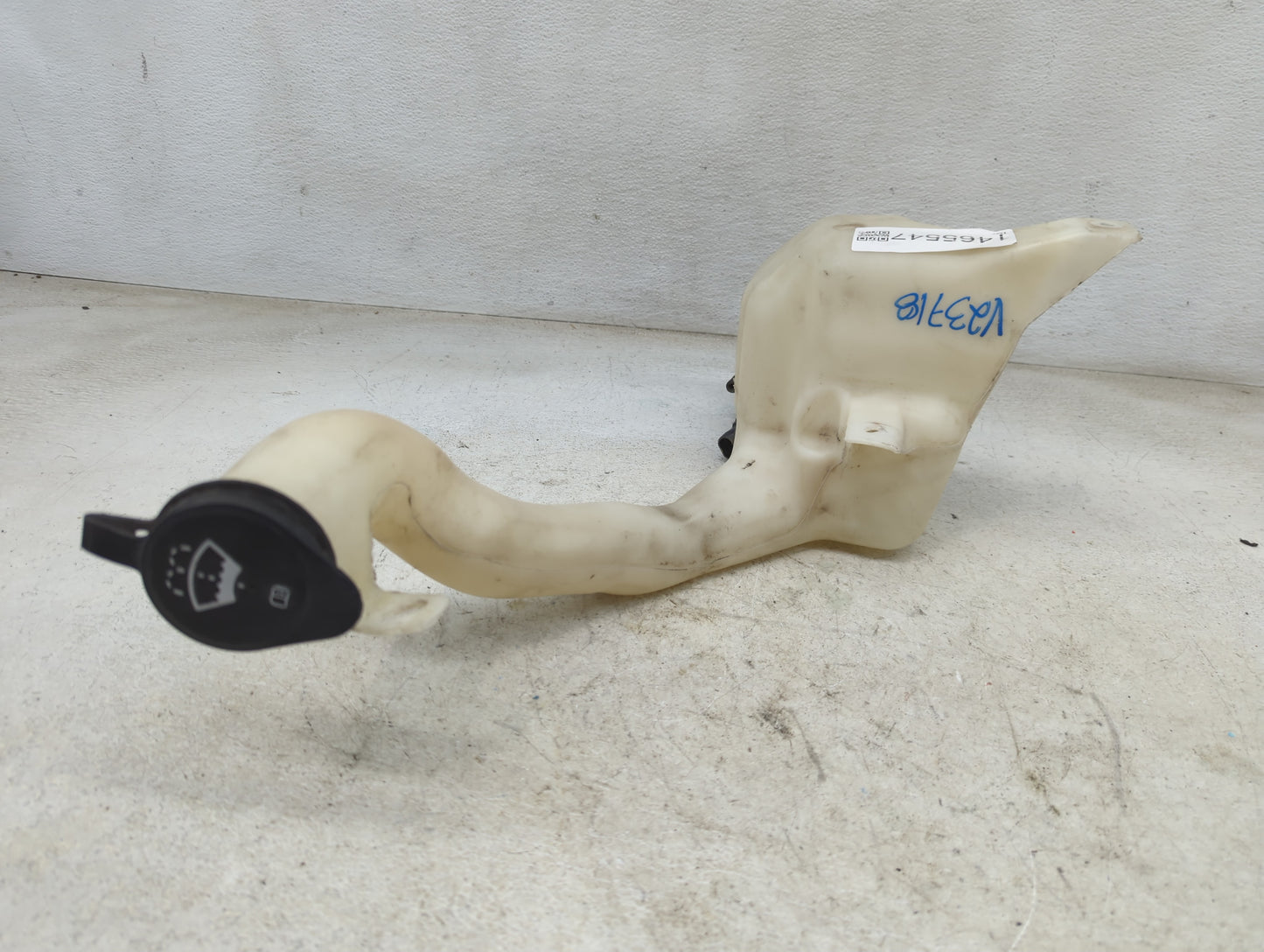 2006-2016 Chevrolet Impala Windshield Washer Fluid Reservoir Bottle Oem 1465547 - Oemusedautoparts1.com