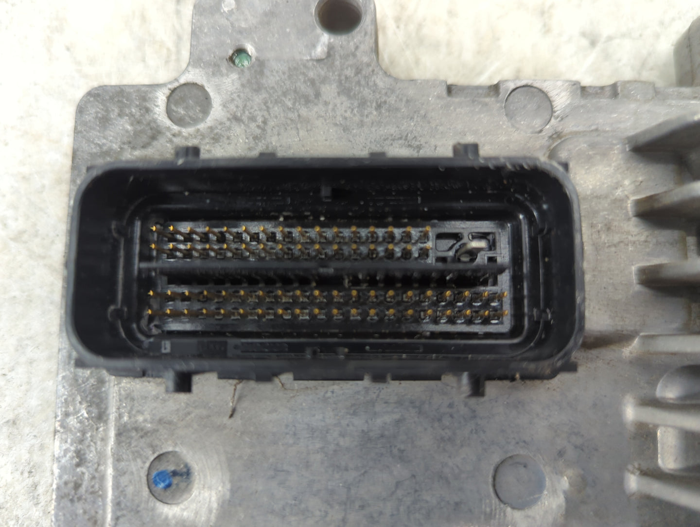 2010-2011 Chevrolet Impala PCM Engine Control Computer ECU ECM PCU OEM P/N:12618031 12612397 Fits OEM Used Auto Parts - Oemu