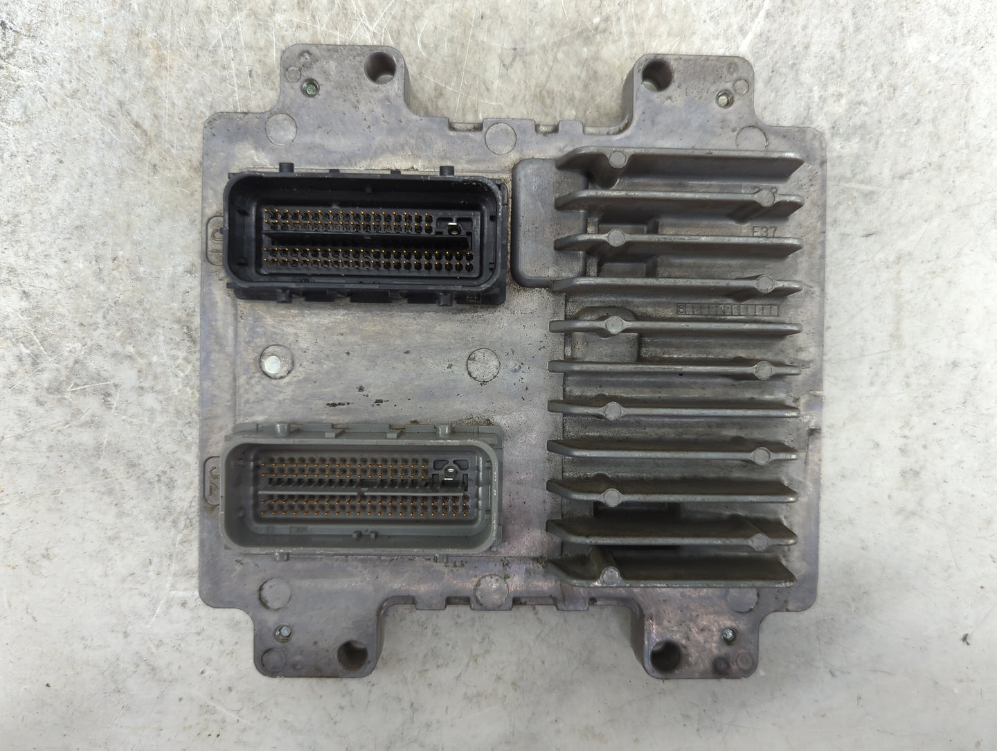 2010-2011 Chevrolet Impala PCM Engine Control Computer ECU ECM PCU OEM P/N:12611549 12597125 Fits OEM Used Auto Parts - Oemu
